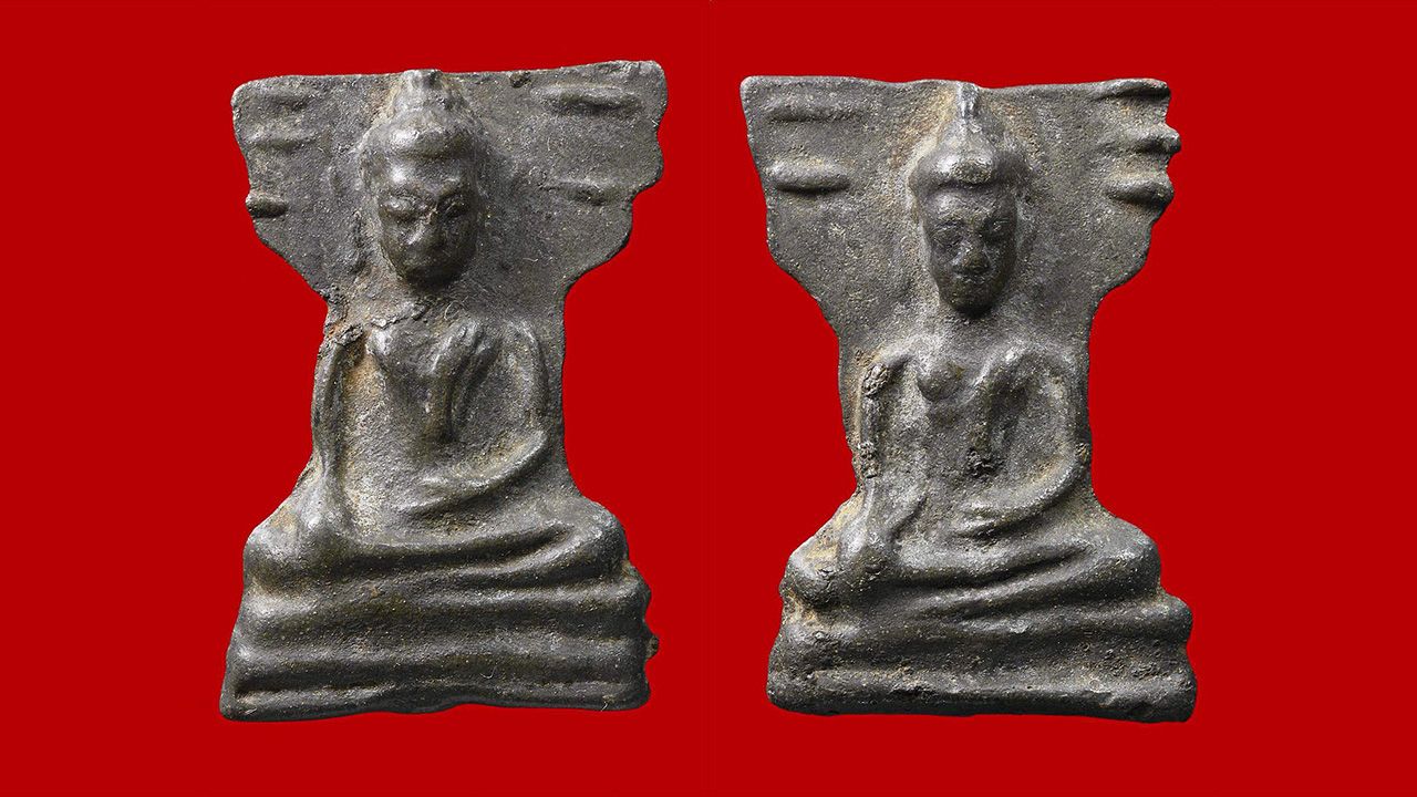 พระมเหศวร พิมพ์กลาง กรุวัดพระศรีรัตนมหาธาตุ สุพรรณบุรี ของ ฐิการ ศุภวิรัชบัญชา.