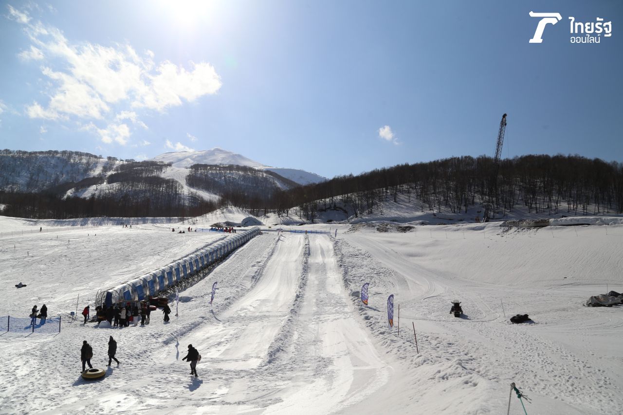 หิมะขาวโพลนไปหมดเลยจ้า 