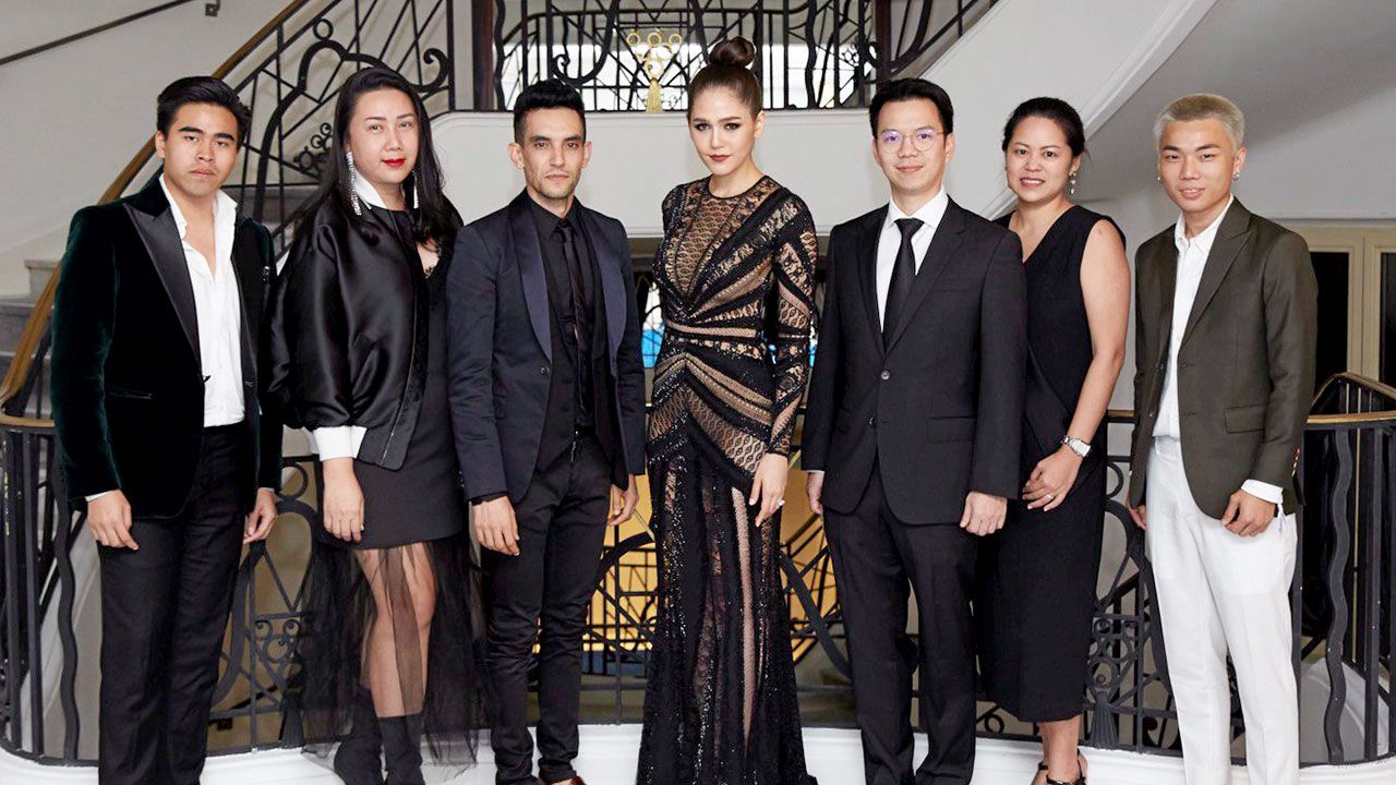ยี่ห้อดัง อาลี ซีอานี จัดเอ็กซ์คลูซีฟปาร์ตี้ “โชพาร์ด” แบรนด์จิวเวลรี่ไฮเอนด์ระดับโลก โดยมีธนายุทธ ทองจินดาวงศ์, ปานชนก จิตชินะกุล, ชัชนันท์ ฉันทจินดา, ธนรัตน์ วัฒนเดชานันท์ และ อารยา เอ ฮาร์เก็ต มาร่วมงานด้วย ที่ปาเลส์ เดส์ เฟสติวาลส์ เอต์ เดส์ กงแกรส์ วันก่อน.