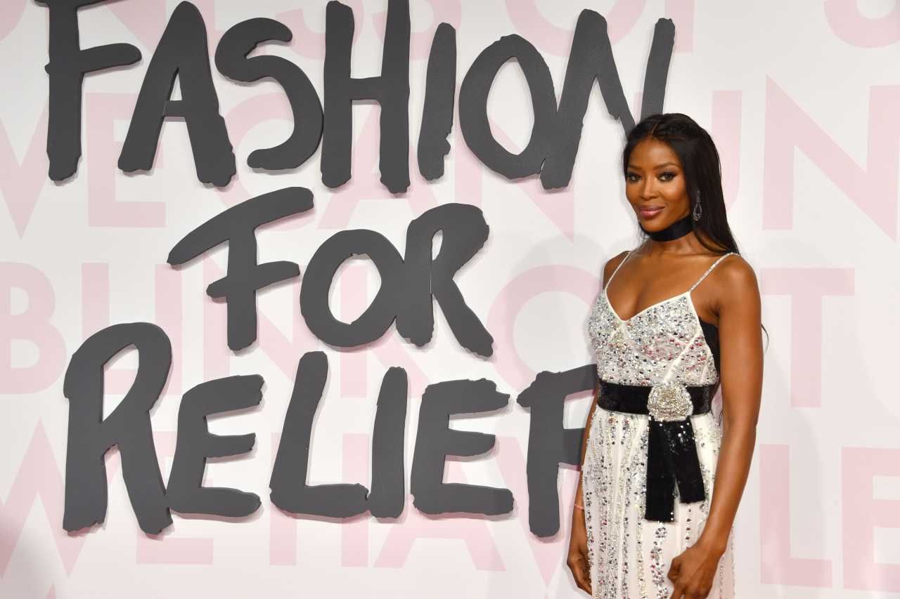 ก่อนเข้างานเบาๆ ไปก่อนกับขุ่นแม่ นาโอมิ แคมป์เบลล์