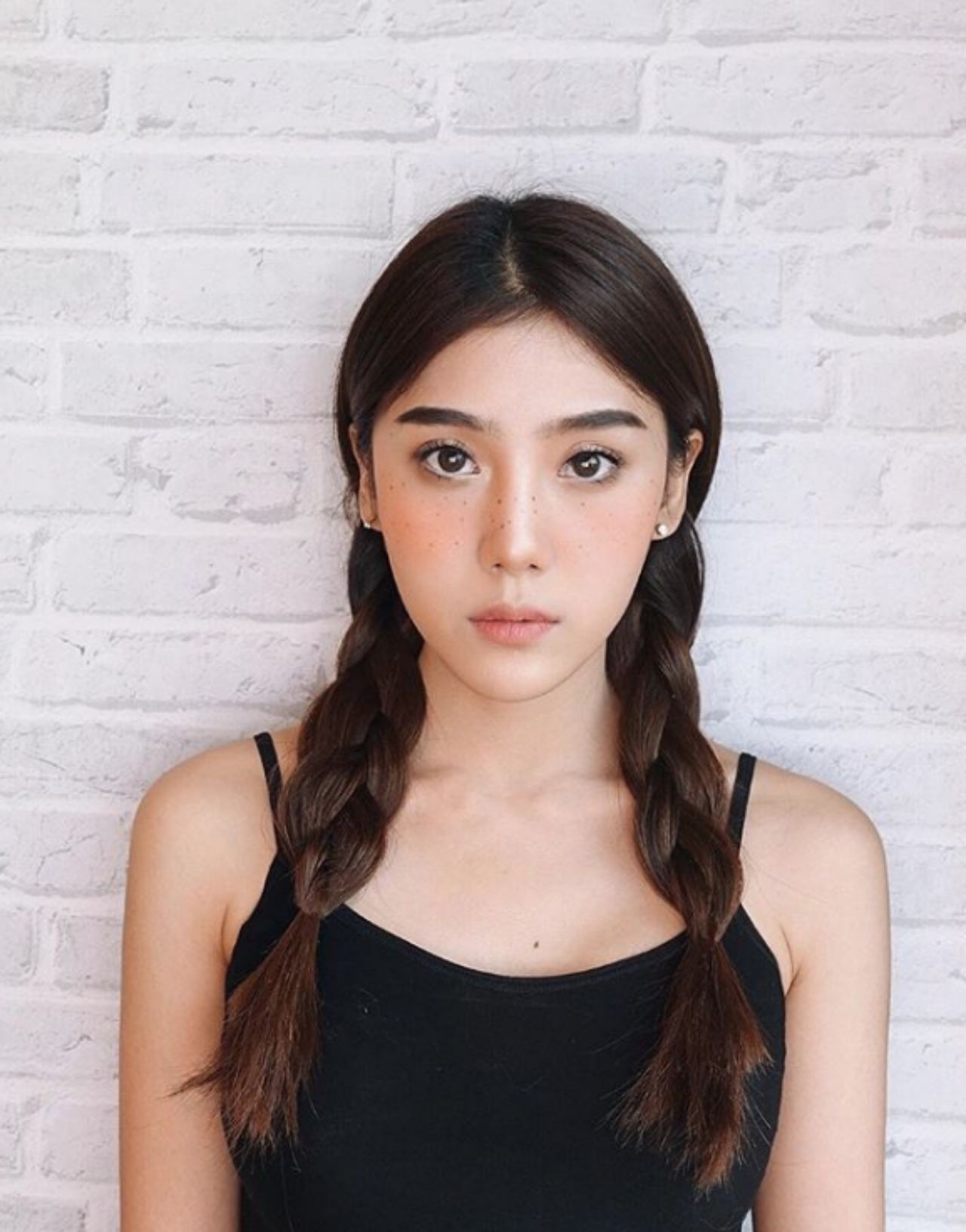 หน้าเรียวมากค่ะซิส