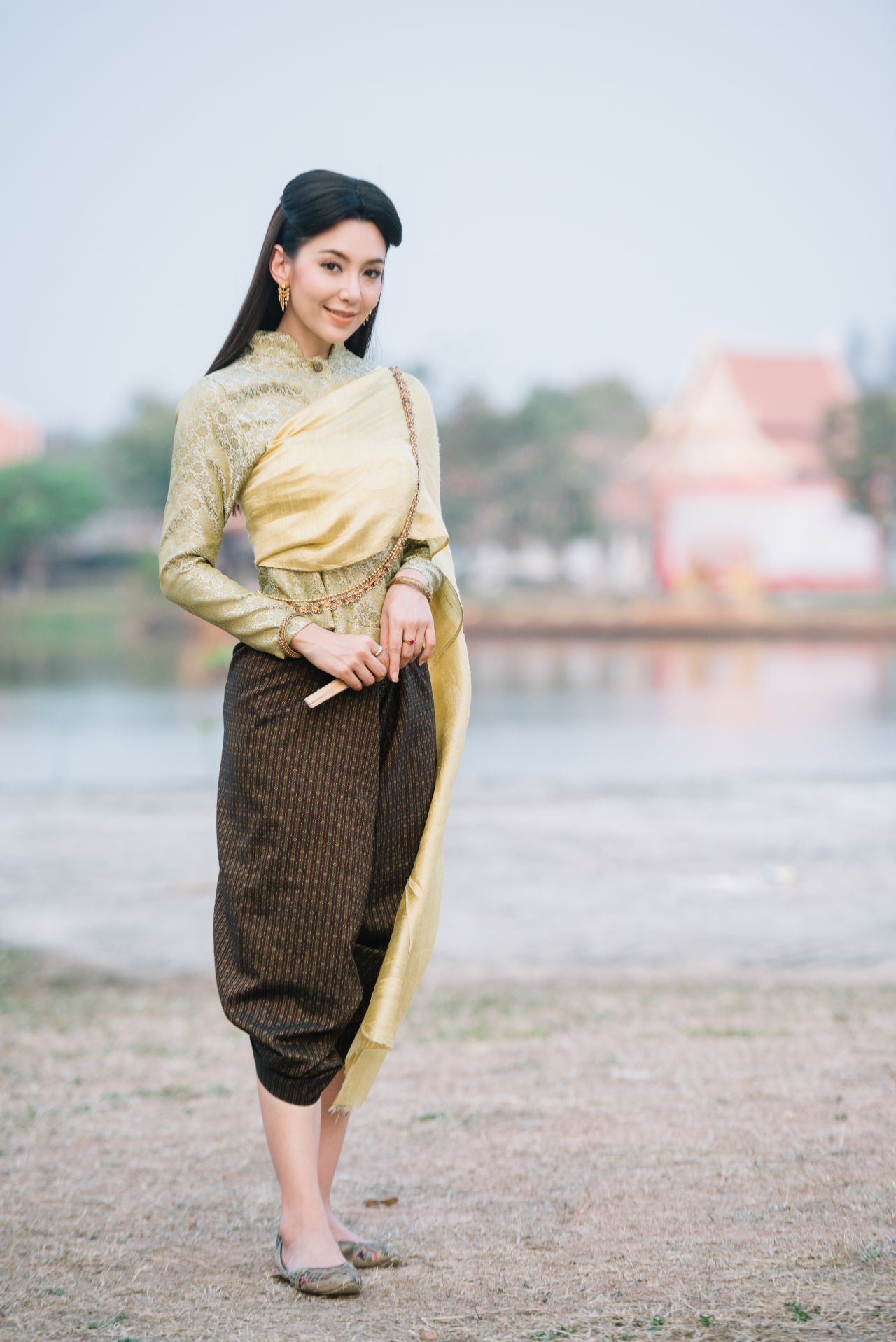 ชุดสุภาพ ดูดีเมื่อออกไปนอกเรือน