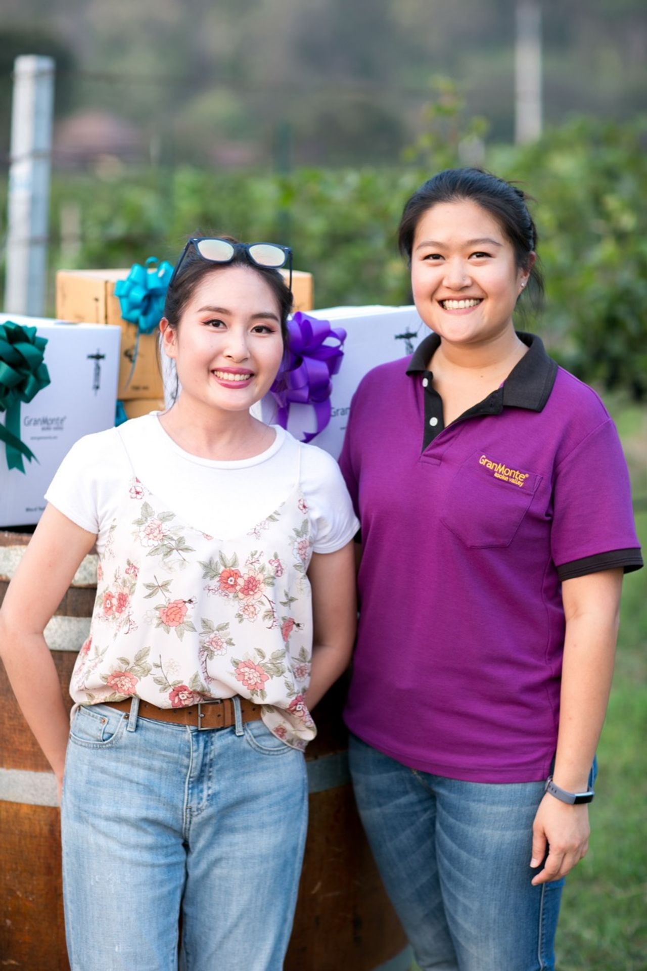 สองพี่น้องเจ้าของไร่ มีมี่-สุวิสุทธิ์ และนิกกี้-วิสุตา โลหิตนาวี