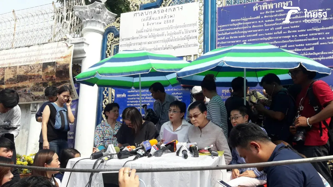 เปิดใจสุดทน! ป้าทุบรถเจอขวางทุกวันเกือบ 10 ปี ชี้ กทม.-เขตต้องรับผิดชอบ (คลิป)