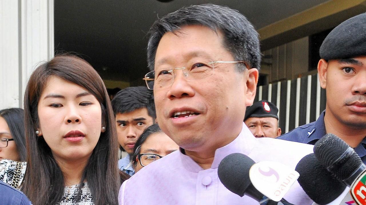 นพ.ธีระเกียรติ เจริญเศรษฐศิลป์