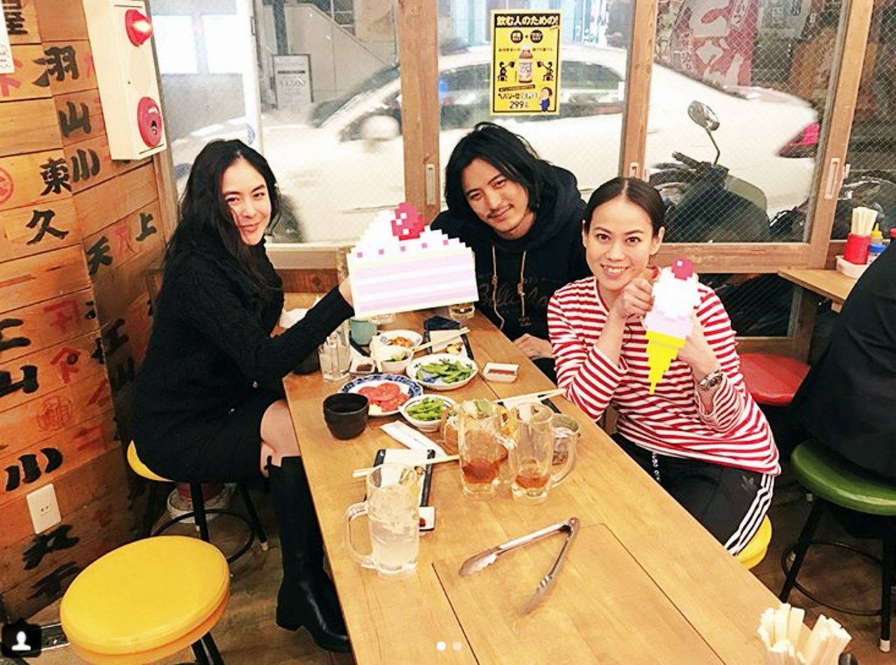 สามคนอลเวง