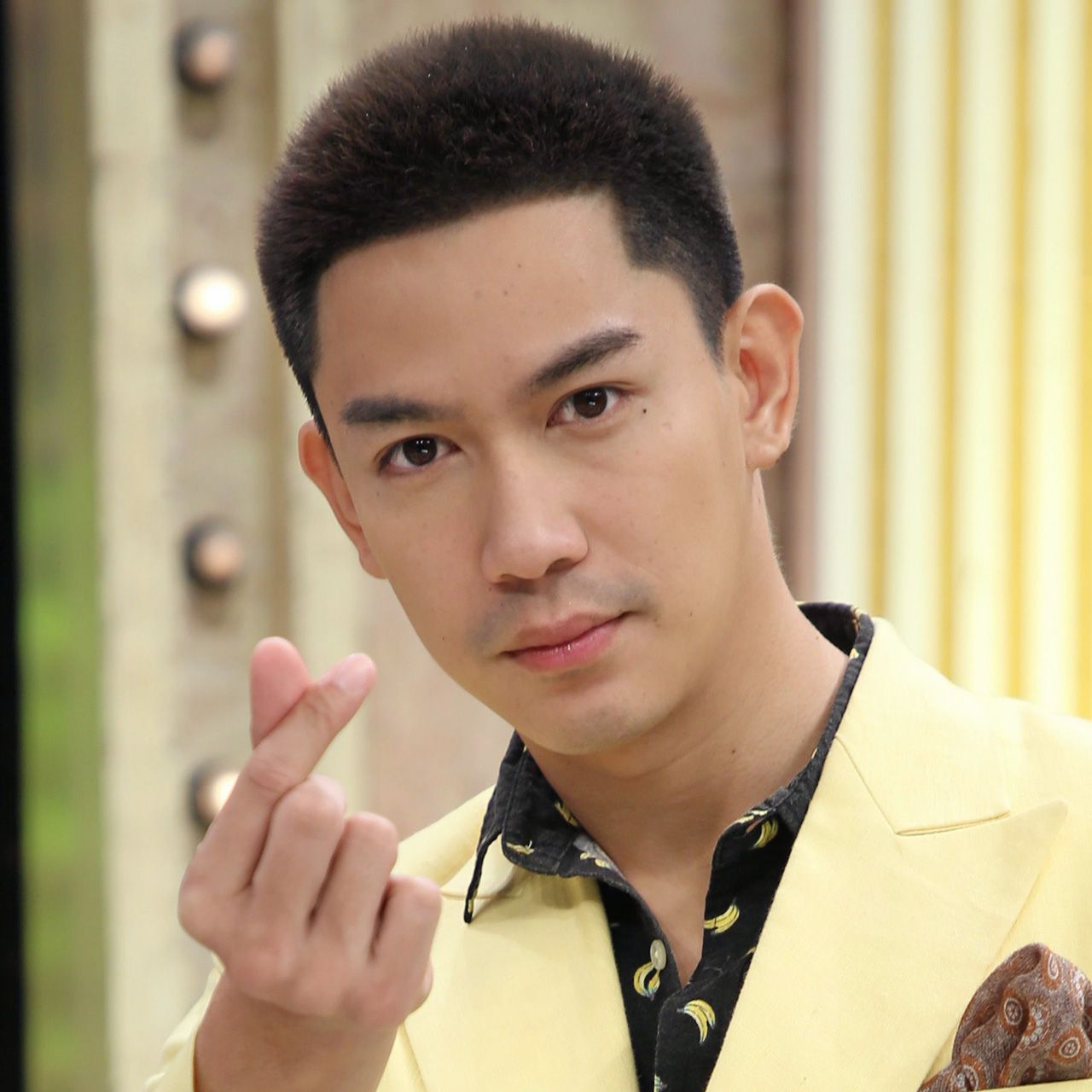 ต้องเรียกว่า “ป๋าดัน” ตัวจริง เพราะ เป๊ก เปรมณัช เป็นคนชักนำ โอ๊ต ปราโมทย์ เข้าสู่วงการบันเทิงแท้ทรู แต่จะเป็น “ป๋า” ในชีวิตจริงเมื่อไหร่ คงต้องสะกิดนิ้วถามสาว นิว นะจ๊ะ!!