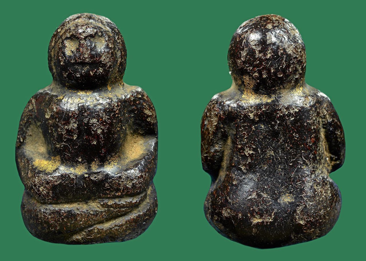 พระสังกัจจายน์ พิมพ์ปั้นลอยองค์ หลวงพ่อแก้ว วัดเครือวัลย์ ชลบุรี ของ วุฒิ ชะอำ.