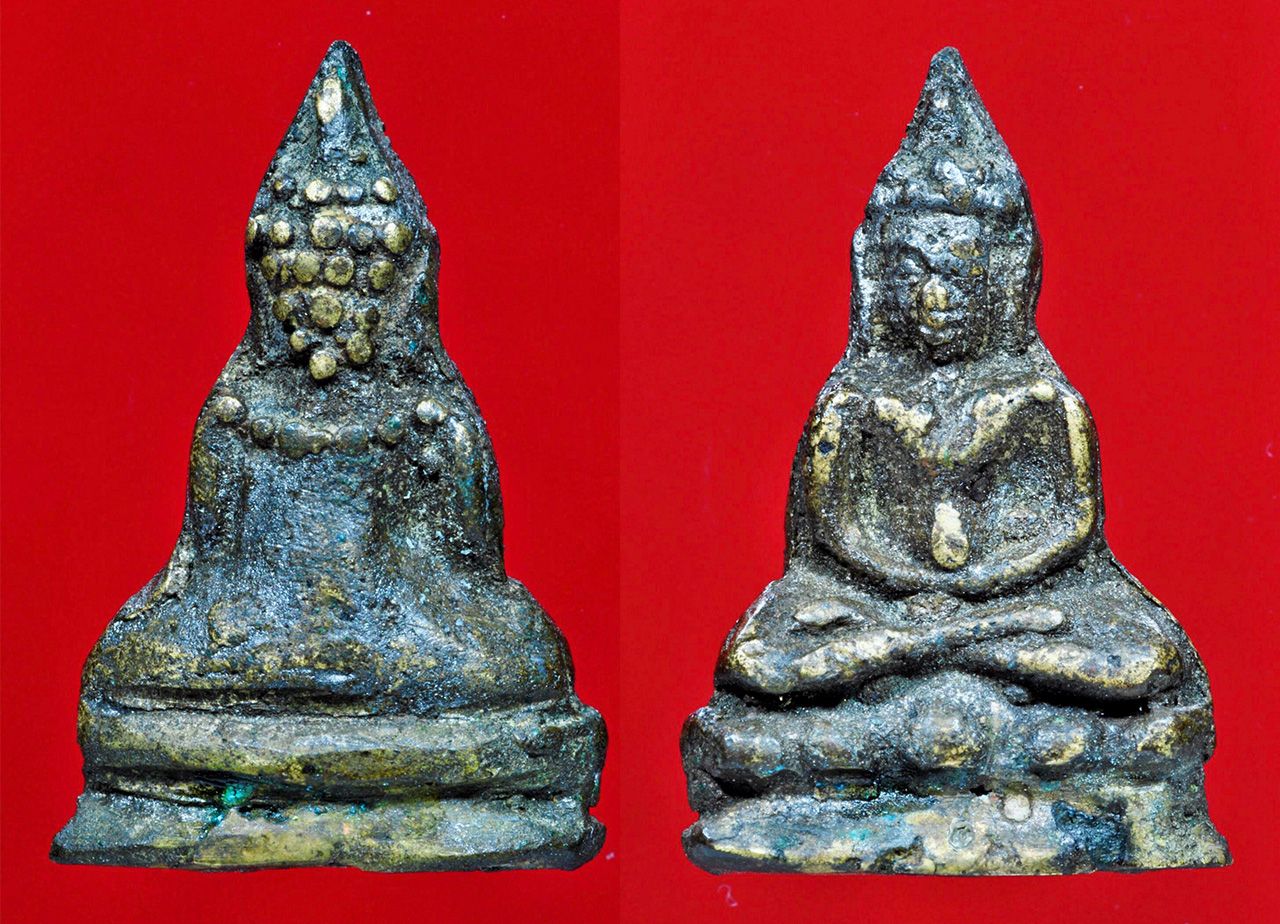 พระชัยวัฒน์ พิมพ์เขื่อนเล็ก หลวงปู่เอี่ยม วัดหนังฯ ของ ตี๋ ก๋วยเตี๋ยวเรือ.