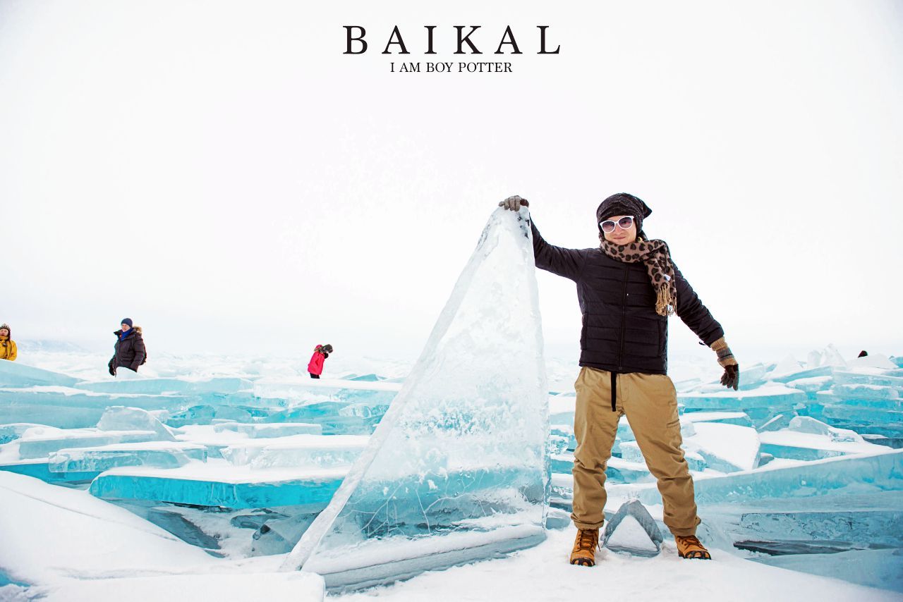 อย่าเผลอถอดชุดนะ แข็งแบบนี้แน่นอน