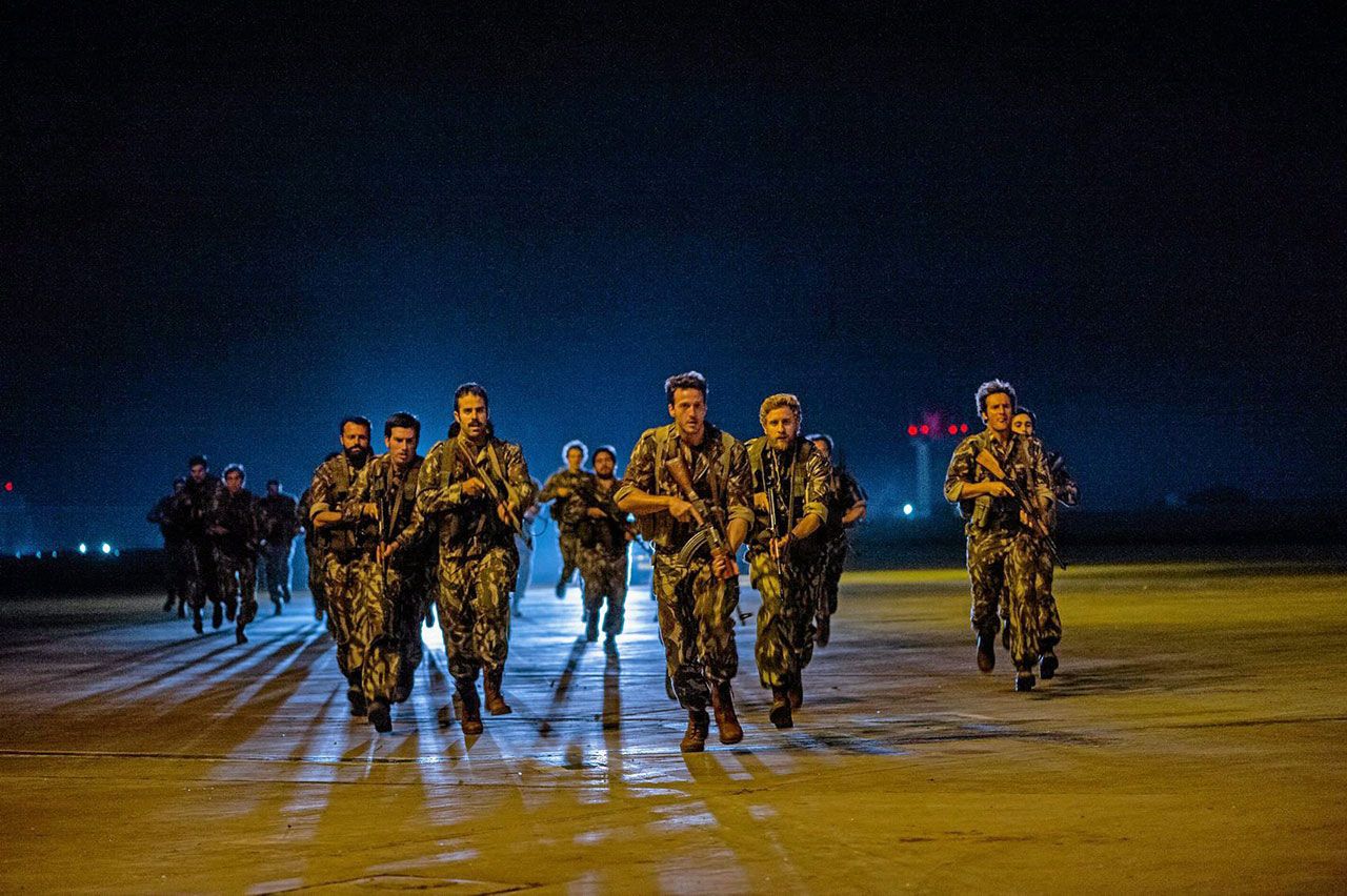 การจู่โจมชิงตัวประกัน.