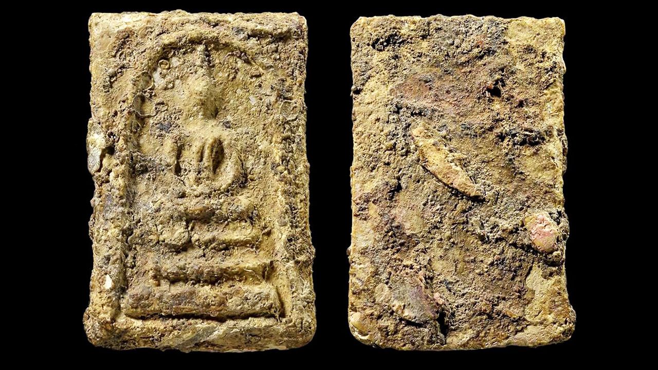 พระสมเด็จบางขุนพรหม พิมพ์สังฆาฏิ ไม่มีหู กรุวัดใหม่อมตรส ของต่อสตางค์.