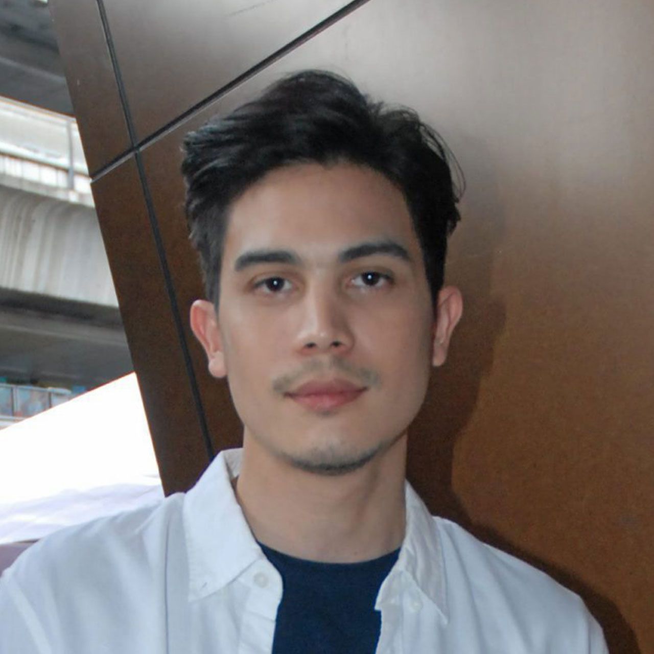 แม้จะมีกระแสแฮชแท็กคู่ #ซันนี่วาววา ให้ลุ้น แต่หนุ่มเซอร์ ซันนี่ ก็เฉลยความสัมพันธ์กับสาว วาววา–ณิชารีย์ ชัดเจน “ไม่มีอะไรครับ สงสารน้องเค้าเถอะครับ” จริงดิ? อิ๊ๆ.