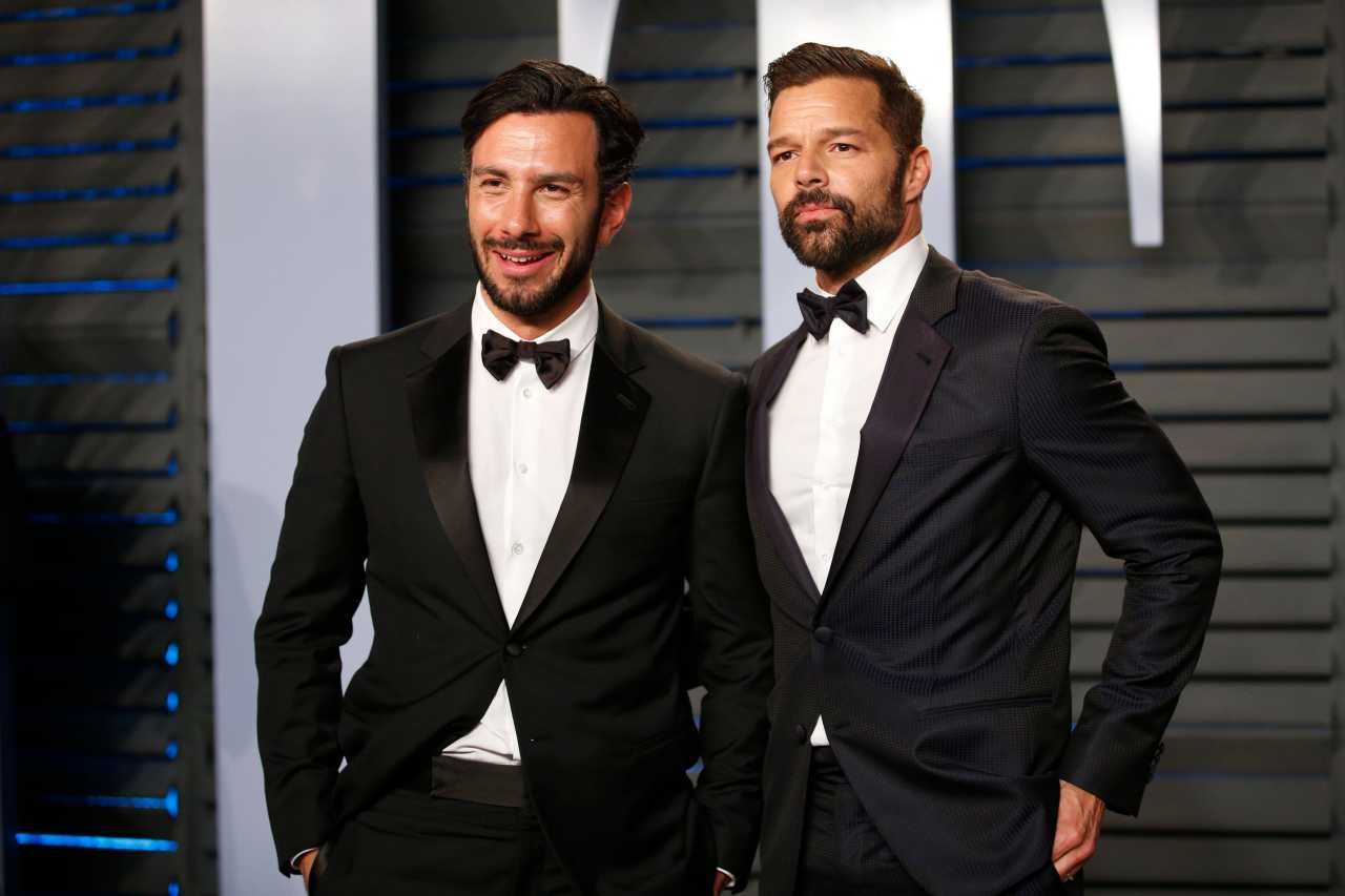 ยังหวานได้อีกๆ ริคกี้ มาร์ติน อดีตนักร้องละตินสะโพกพลิ้ว ควงสามี ฮวาน โยเซฟ 