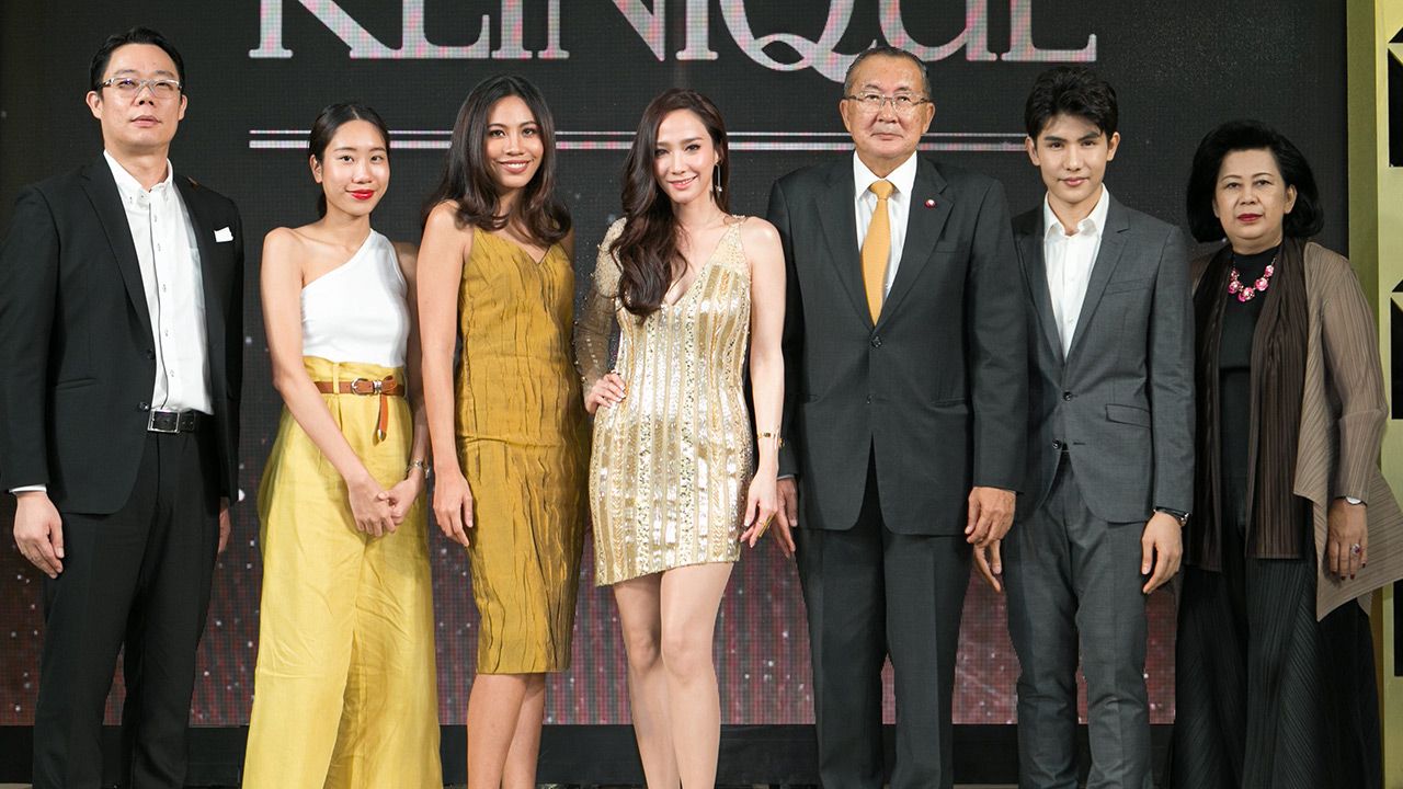 โนมีดหมอ นพ.อภิรุจ ทองวัฒน์ จัดงาน The Glamour Secret of Legendary Beauty By The Klinique เปิดตัวแบรนด์แอมบาสเดอร์ พัชราภา ไชยเชื้อ โดยมี พล.ต.ม.จ.จุลเจิม ยุคล, หม่อมอัญชลี ยุคล และ ม.ร.ว.แม้นนฤมาส ยุคล มาร่วมงานด้วย ที่เซ็นทรัลพลาซา ลาดพร้าว วันก่อน.