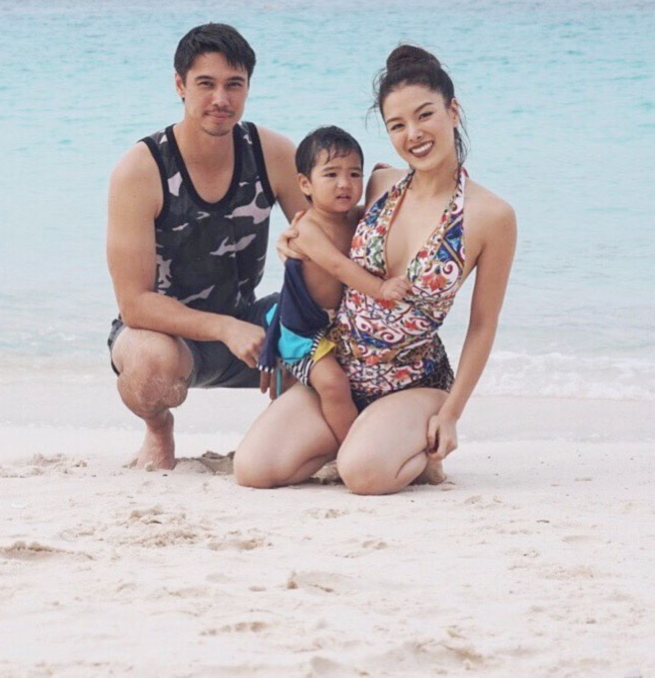 ครอบครัวอบอุ่น