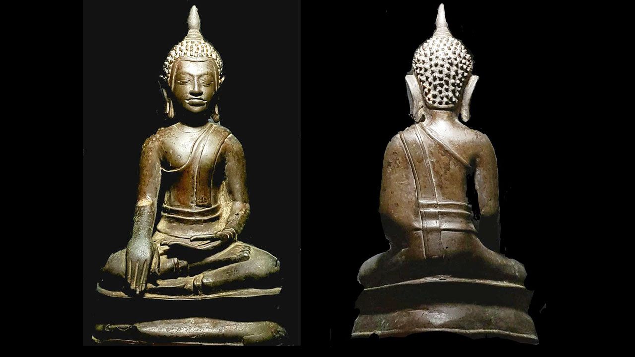 พระพุทธรูป พุทธศิลป์สมัยอู่ทอง ยุคต้น ของอมรศักดิ์ พงศ์พศุตม์.