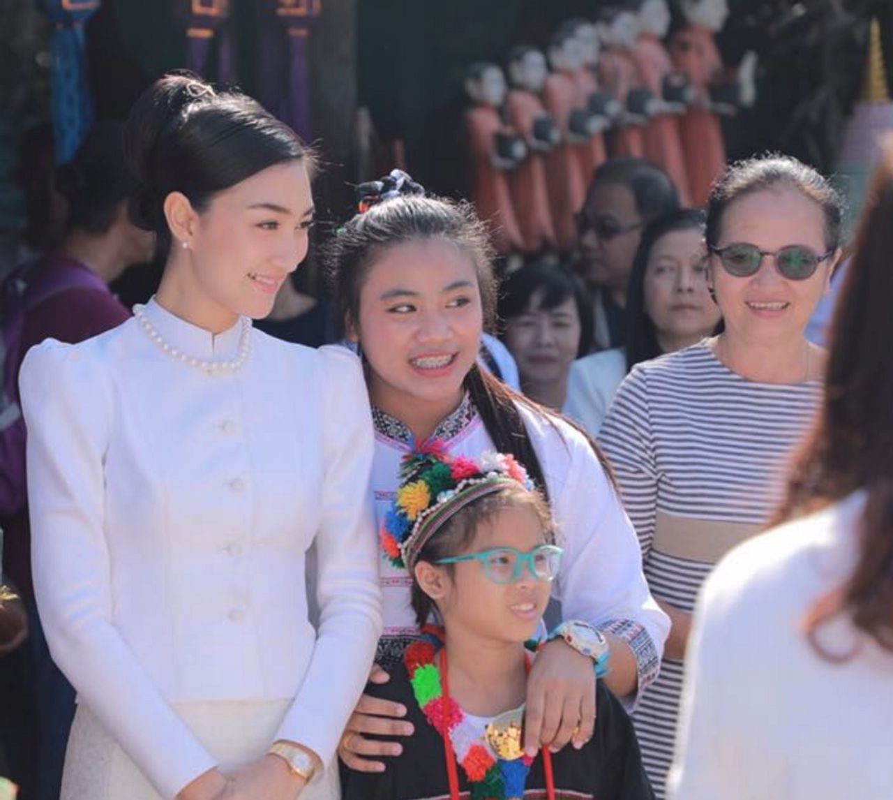 พร้อมสวยเสมอสำหรับงานบุญ แพนเค้ก เขมนิจ 