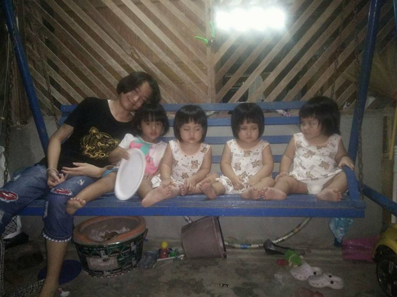 ลูกสาวทั้ง 5 