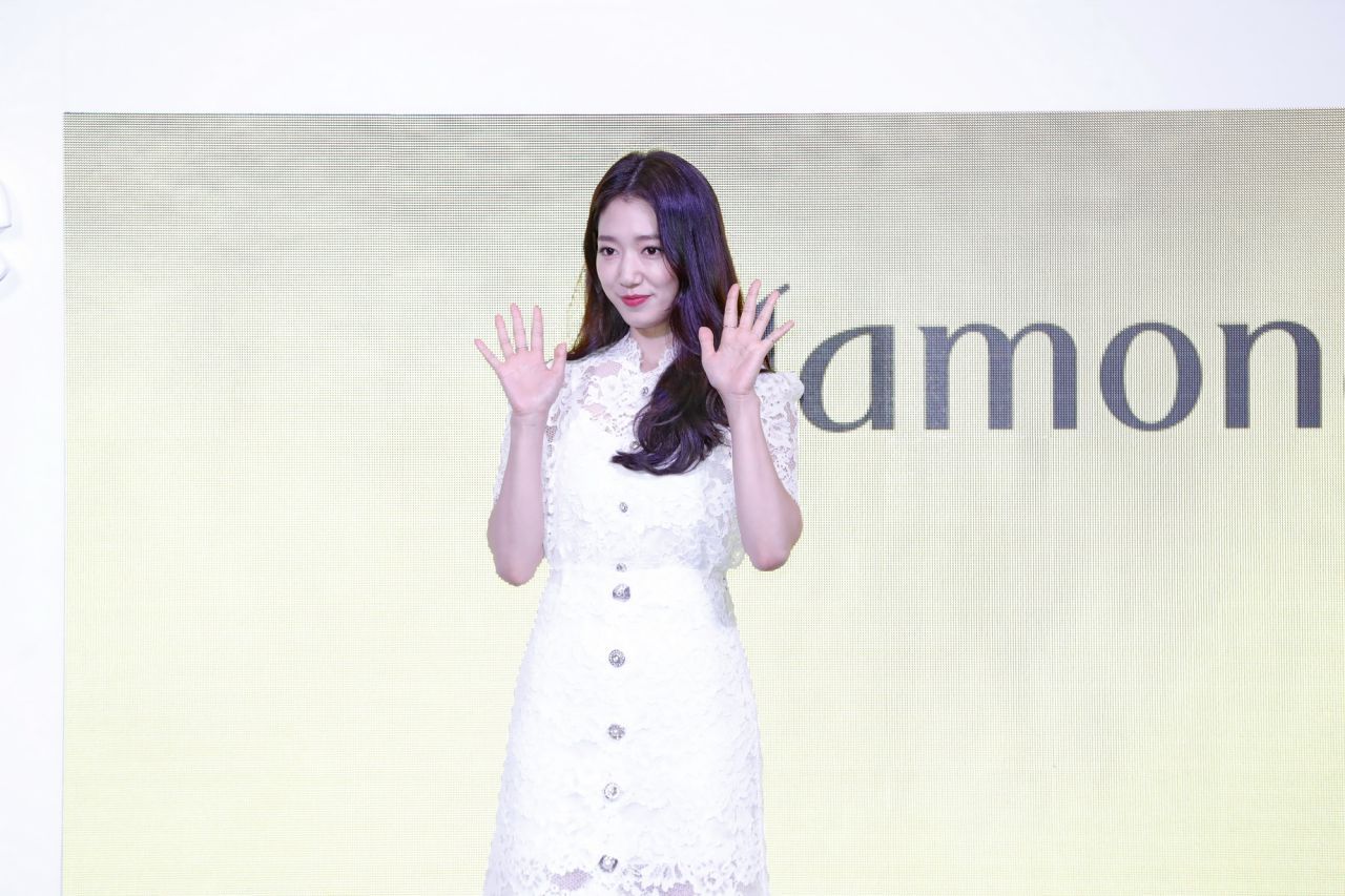 อยากสวยใสแบบนี้