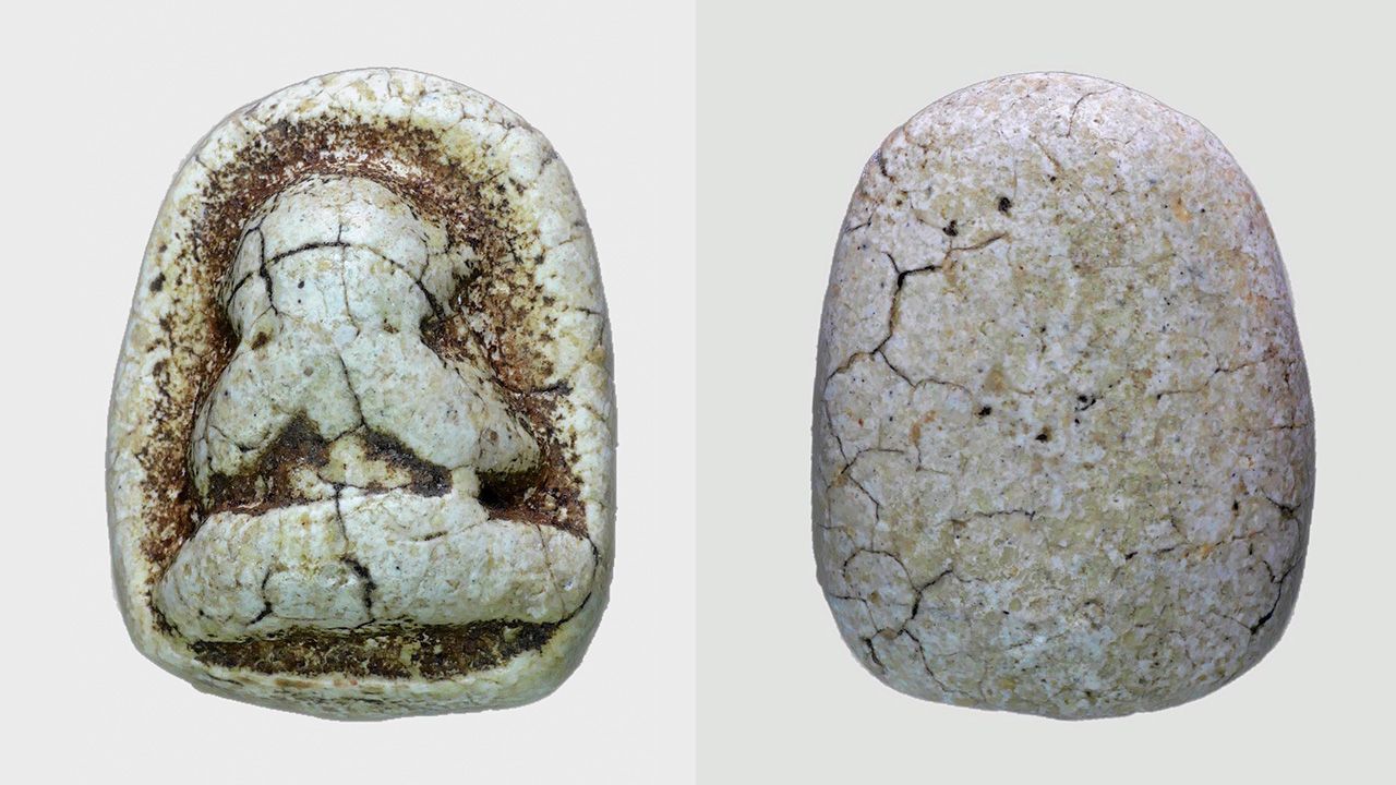 พระปิดตา เนื้อผงพุทธคุณ สมเด็จพระญาณสังวร (สุก ไก่เถื่อน) วัดราชสิทธาราม (พลับ) ของ อิทธิ ชวลิตธำรง.