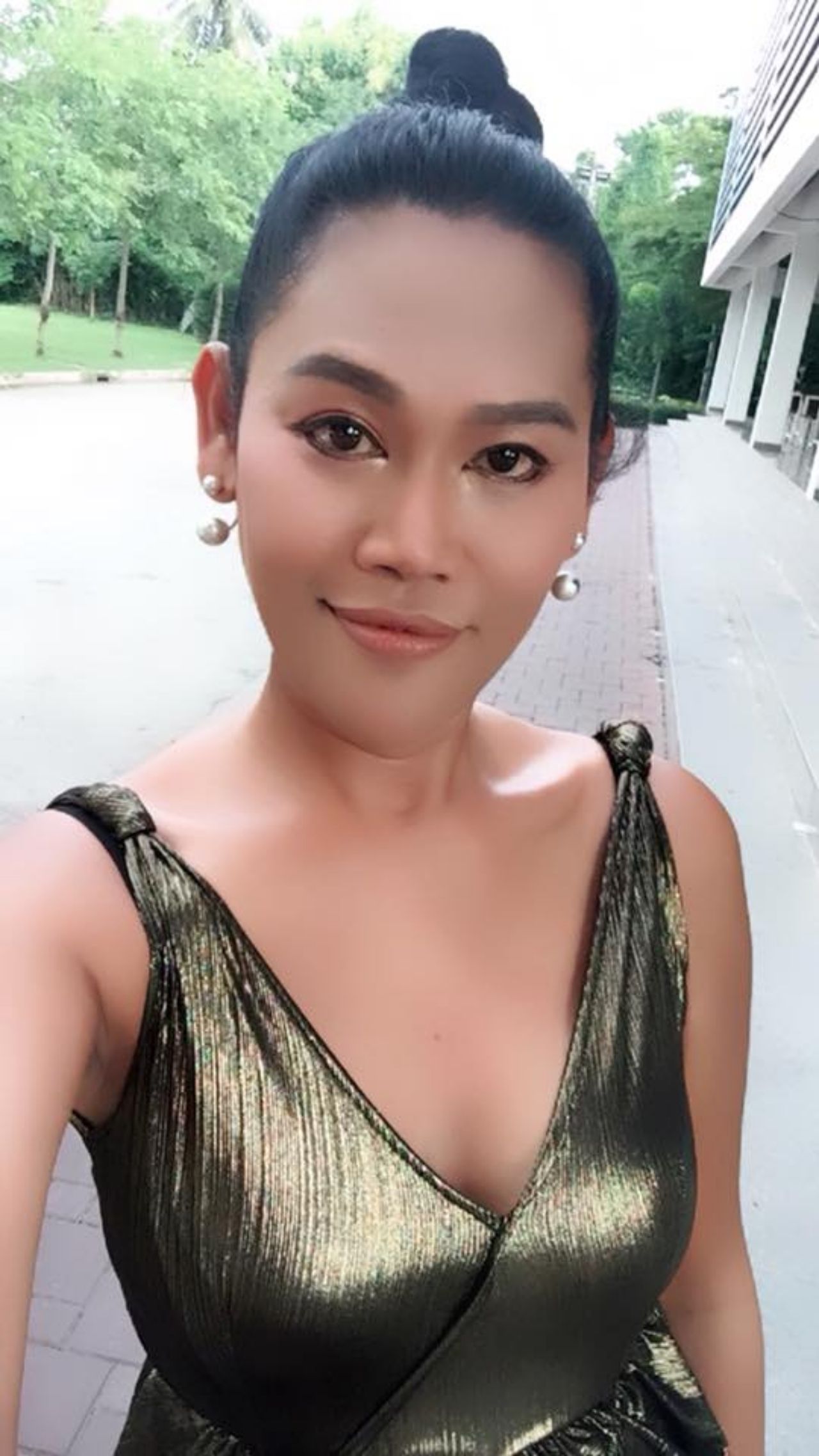 เดซี่ สมชาย เล็กน้อย 