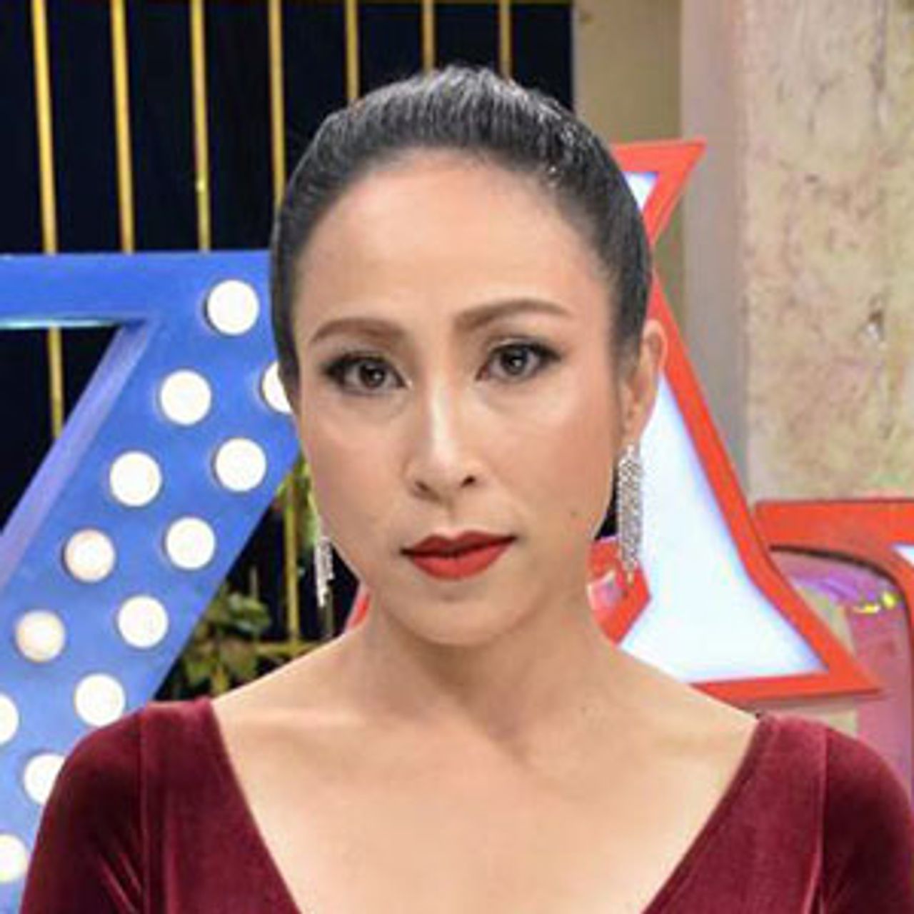 ใครว่า กิ๊ก–สุวัจนี ร้ายแล้ว ต้องฟังลูกเม้าท์ในรายการ “3 แซบ” ว่าคุณแม่ตัวจริงร้ายยิ่งกว่าในละคร แต่จะร้ายเลเวลไหนต้องรอชมนะจ๊ะ?!!