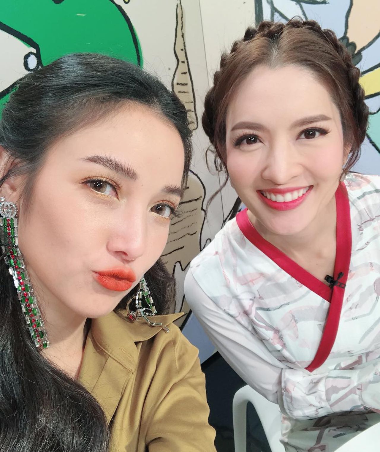 แพท ณปภา และแอฟ ทักษอร