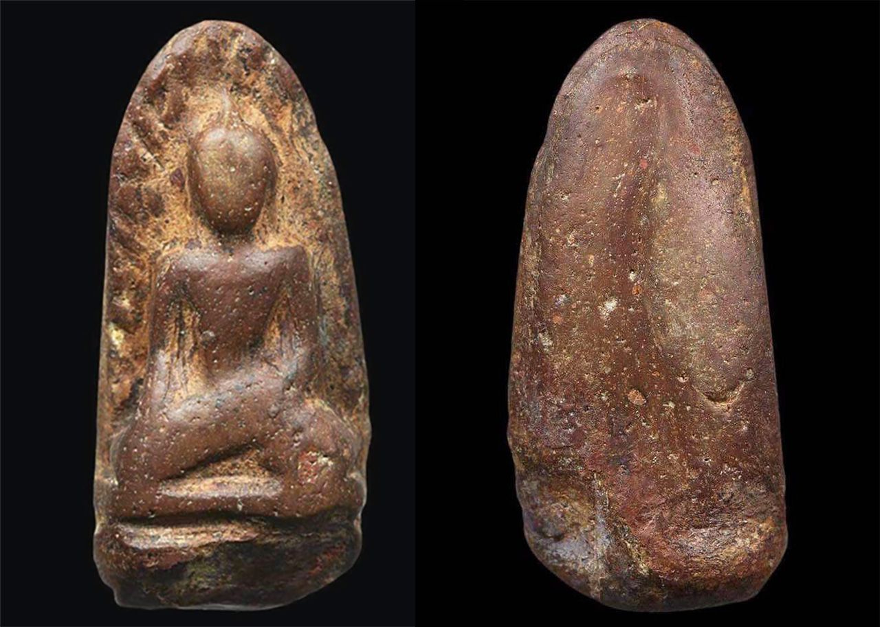 พระรอด พิมพ์ใหญ่ กรุวัดมหาวัน ลำพูน ของวีรชัย ไชยเจริญ.