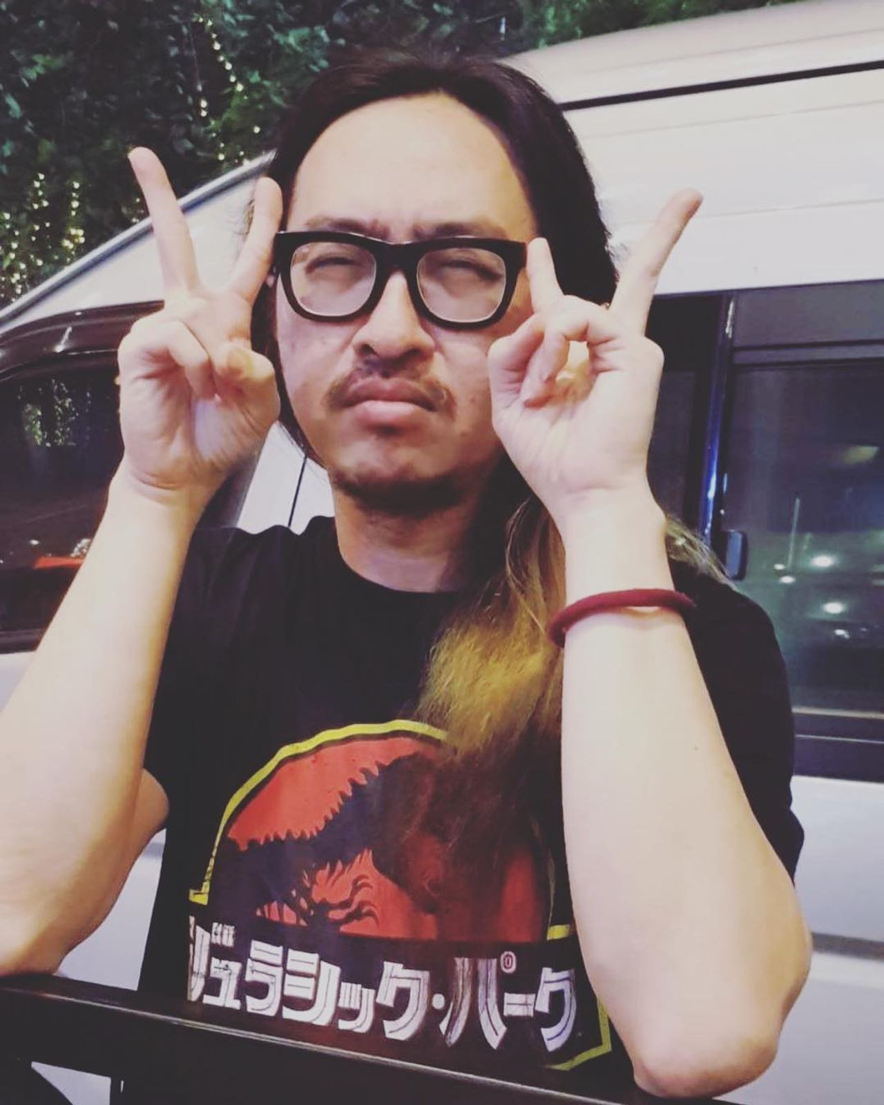 สอง พาราด็อกซ์ ขอบคุณภาพจากไอจี @2dox