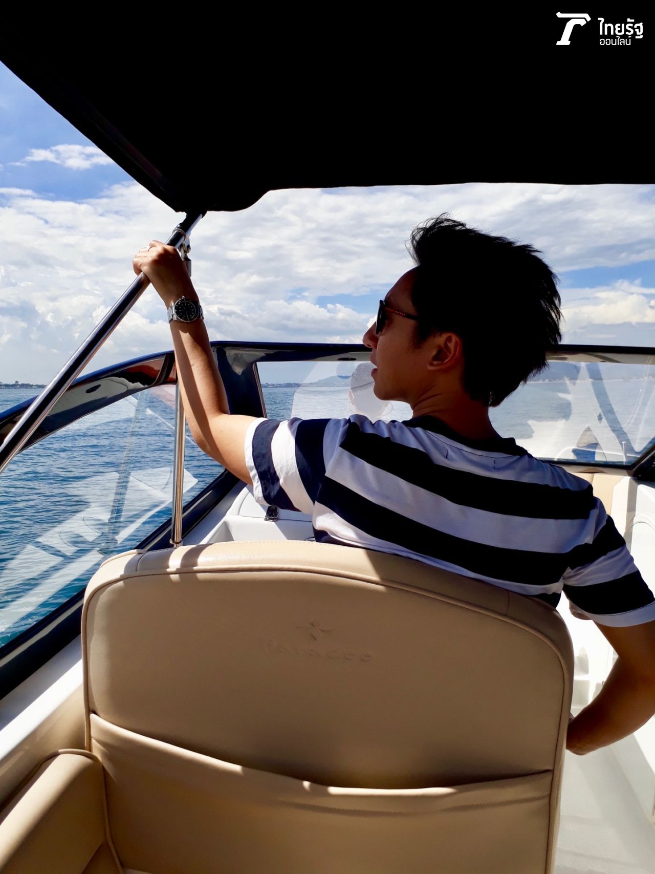 โหมงานหนักได้เวลาพัก เบิร์ด เอกชัย ตั้งใจเลือกพักที่ บ้านพลอย ซี Baan Ploy Sea ที่เกาะเสม็ด