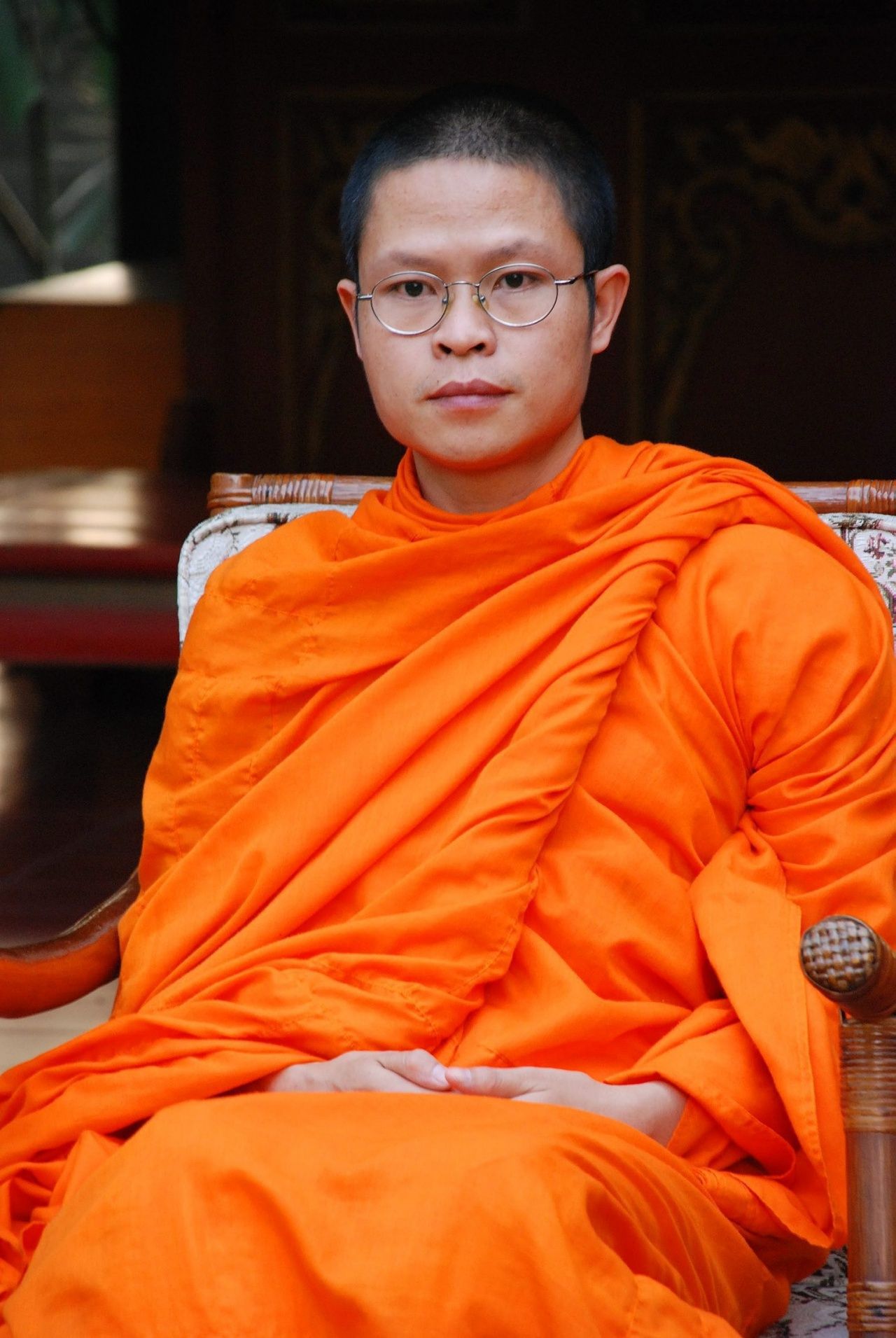 พระมหาวุฒิชัย วชิรเมธี หรือ ท่าน ว.วชิรเมธี ผู้ช่วยเจ้าอาวาสวัดพระสิงห์ พระอารามหลวง