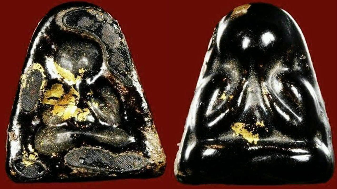 พระปิดตา พิมพ์กลาง หลัง แบบ หลวงพ่อปาน วัดเครือวัลย์ ชลบุรี ของ บูลย์ พานทอง.