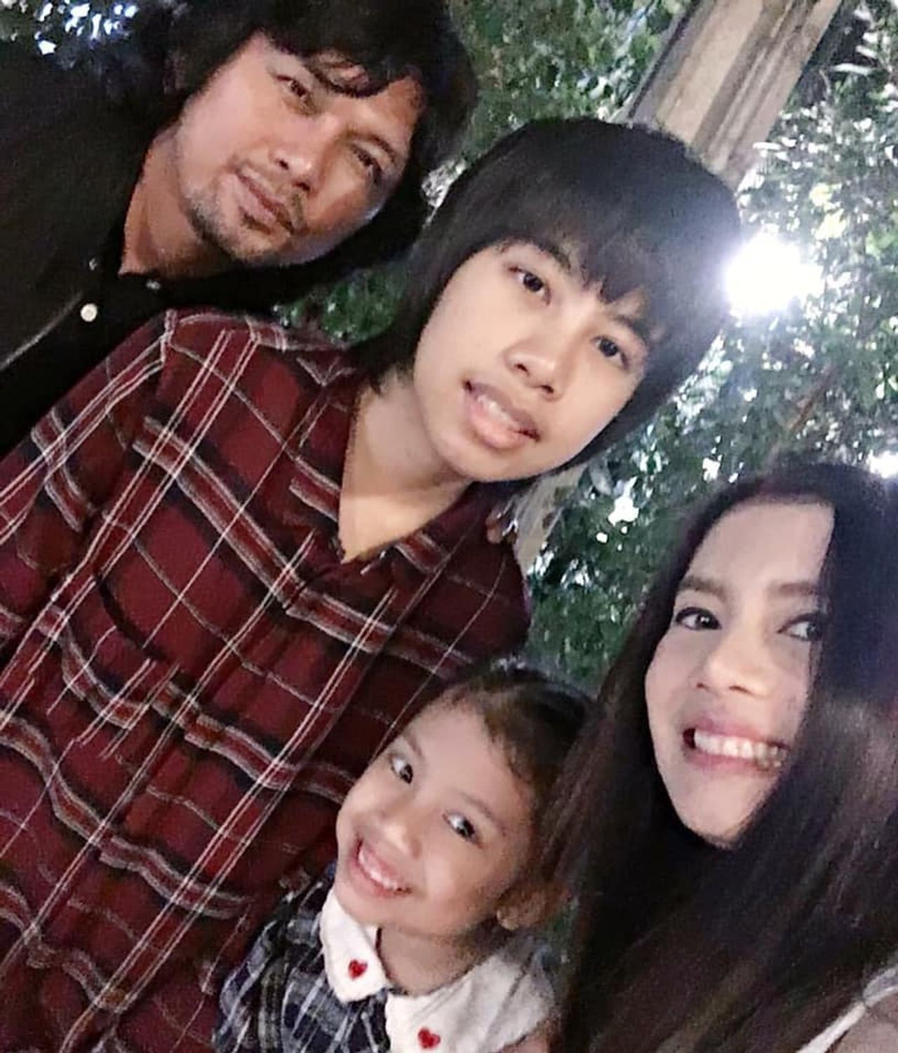 เสก-กานต์ และลูกๆ