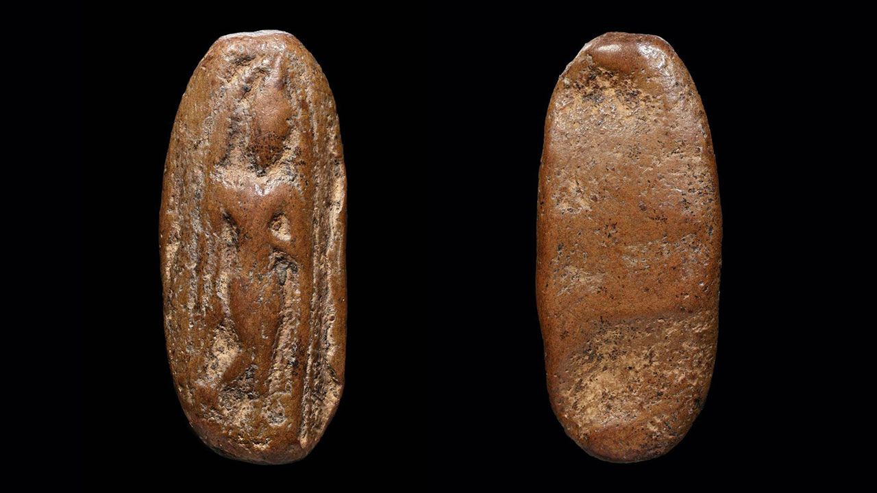 พระกำแพงลีลาเม็ดขนุน กรุลานทุ่งเศรษฐี กำแพง-เพชร ของ พ.ต.อ.วุฒิวัฒน์ รักษาชาติ.