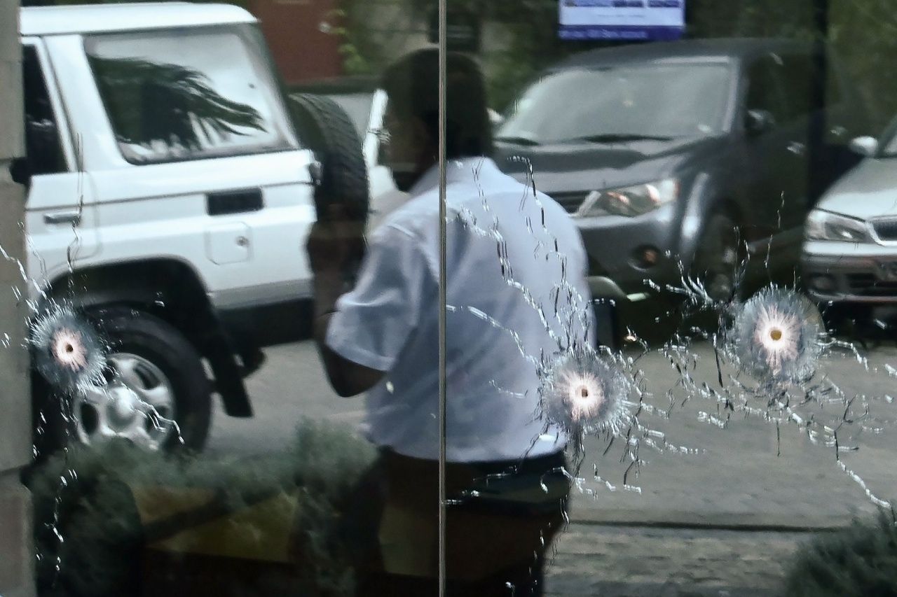 รอยกระสุนจากเหตุปะทะระหว่างเจ้าหน้าที่กับคนร้าย