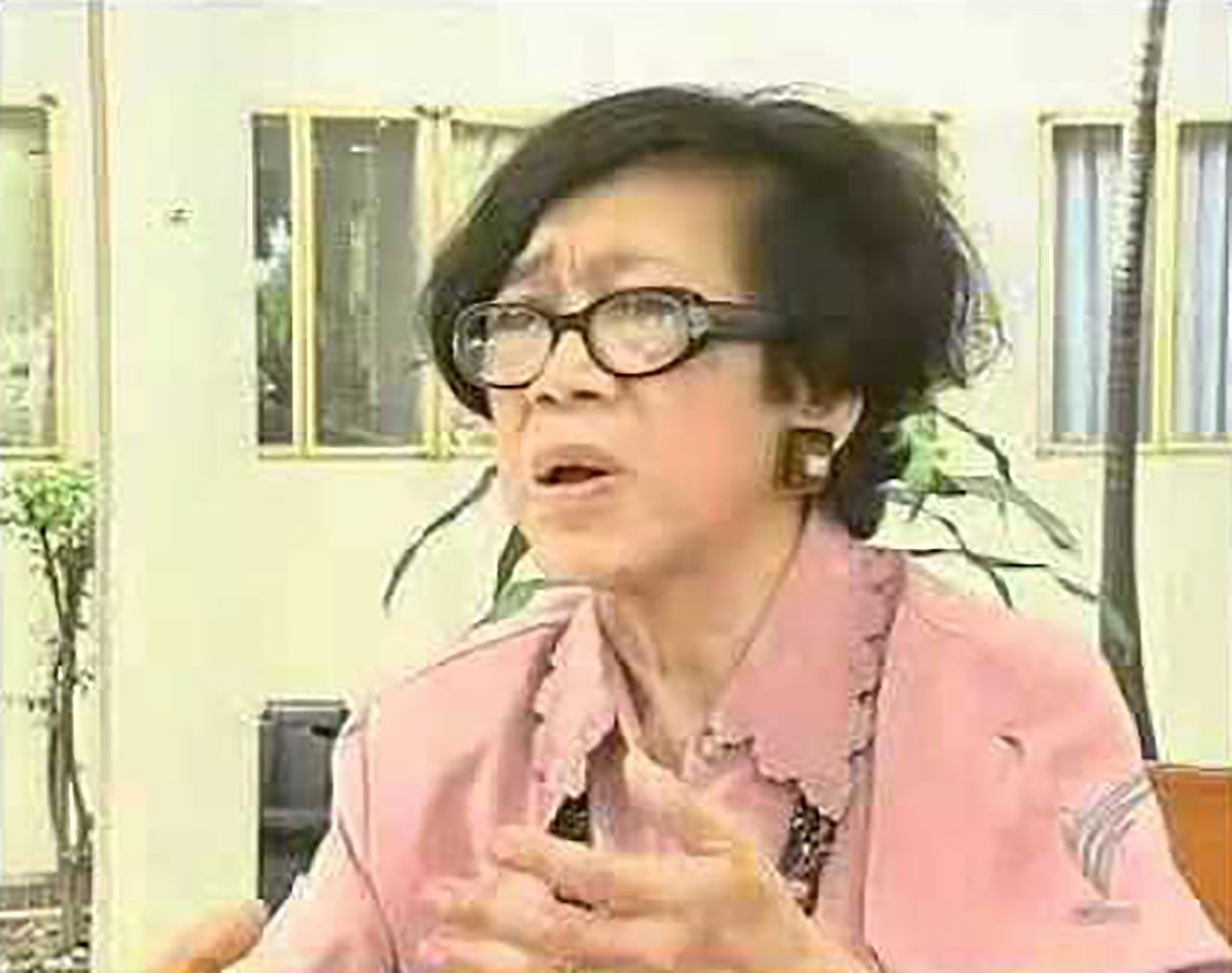 วันเนาว์