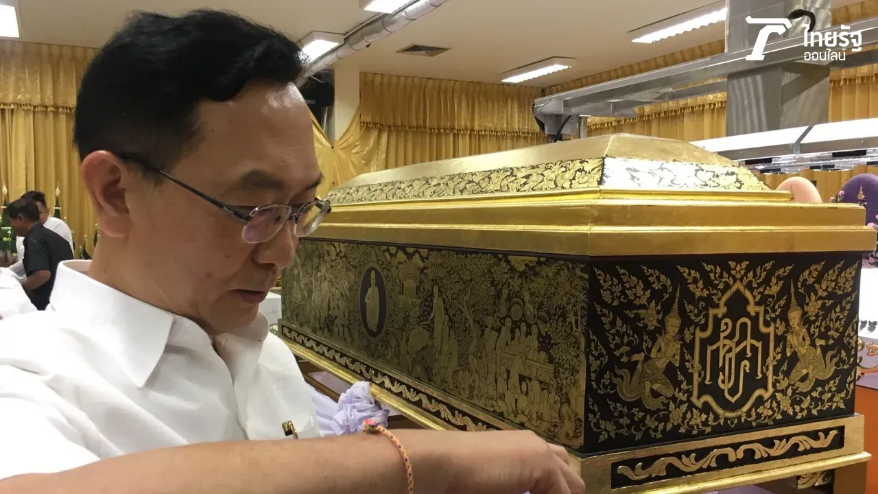 เผยภาพ หีบศพ “หลวงพ่อคูณ” ลวดลายชวนรำลึกปราชญ์แห่งที่ราบสูง