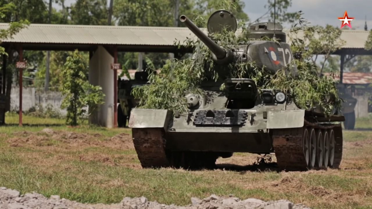 ภาพจาก ยูทูบ TV Zvezda รายการสารคดี Combat Approved