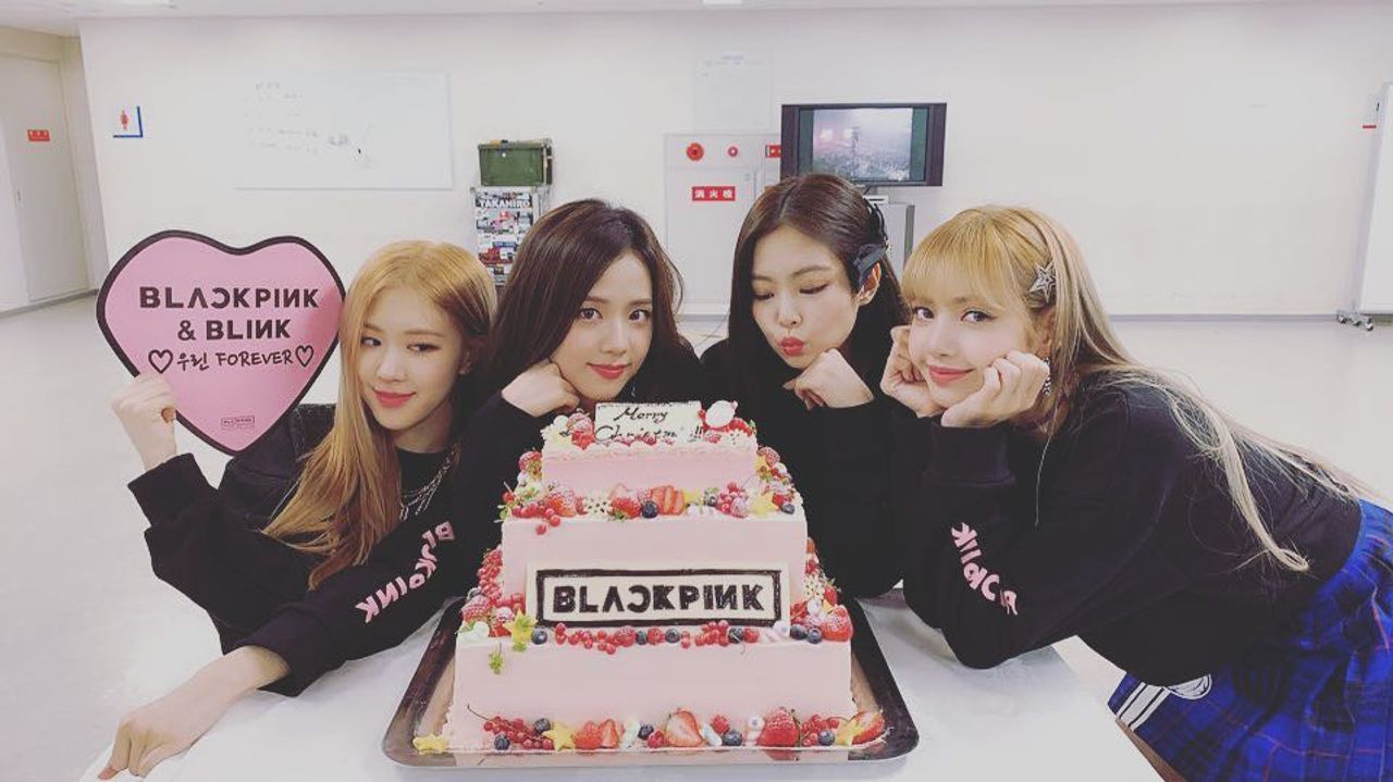 4 สาววง Blackpink ขอบคุณภาพจากไอจี @lalalalisa_m