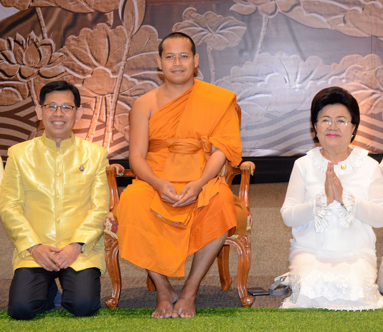พระครูอุดมโพธิวิเทศ (ณรงค์ อุตฺตมวโส) เจ้าอาวาสวัดอโยธยาราชธานี อินเดีย มาบรรยายธรรม.