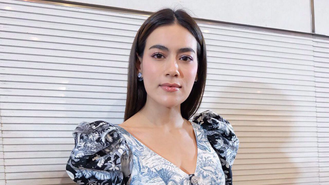 หนุ่ม หมาก ไม่ว่าง คิมเบอร์ลี่ เลยขอควง มาริโอ้ และ อาเล็ก ขึ้นแฟชั่นโชว์อวดเครื่องเพชร “บิวตี้ เจมส์” ในงาน วิกเตอเรียน เอไอ พรุ่งนี้ 14.30 น. เซ็นทรัลชิดลม.