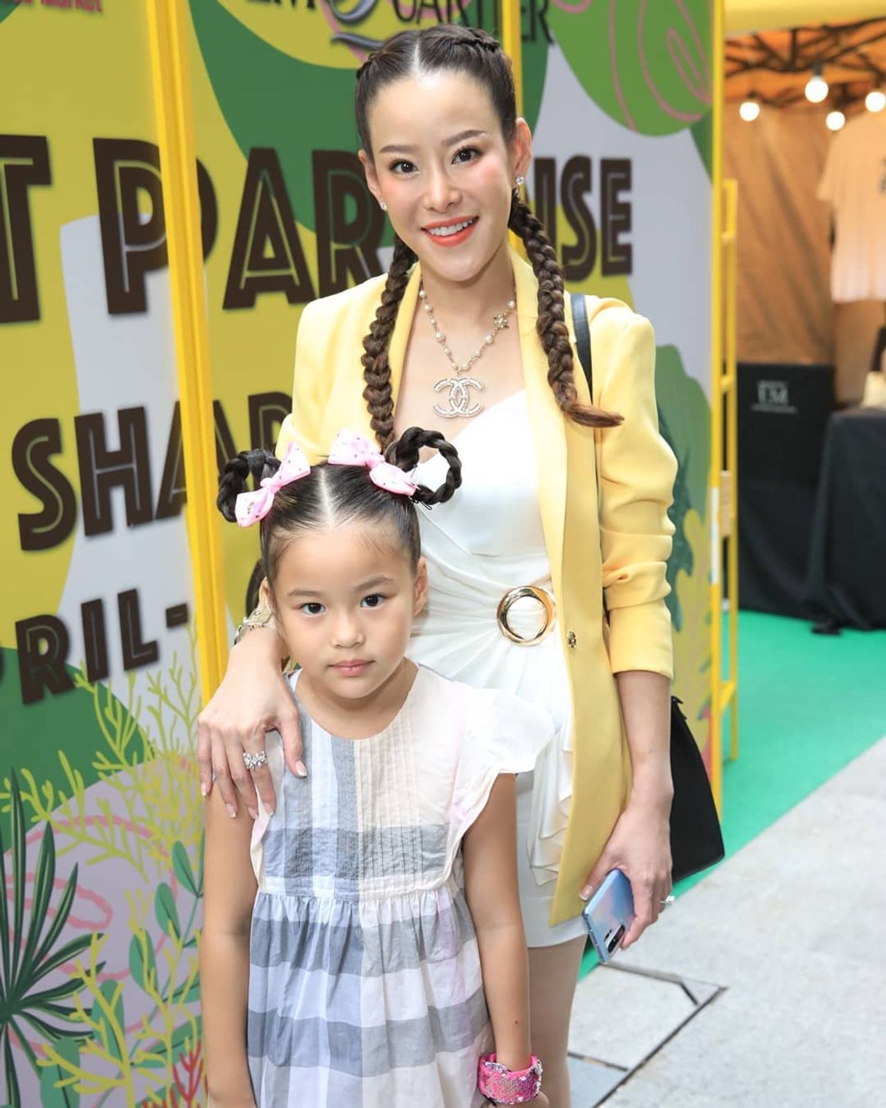 หนิง-น้องณิริน ขอบคุณภาพจากไอจี @abfabmarket