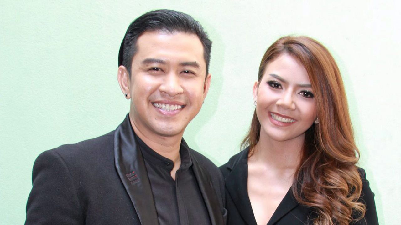 ยืนยันรักเบ่งบาน เหมือนเงินในบัญชี แจ๊ค ธนพล โอนรัวๆ 5 แสนเป็นของขวัญวันเกิดแฟน จ๊ะ อาร์สยาม ยังลั่น “คำอวยพรว่าดีแล้ว ของขวัญว่าดีกว่าเยอะ” กิกิ.