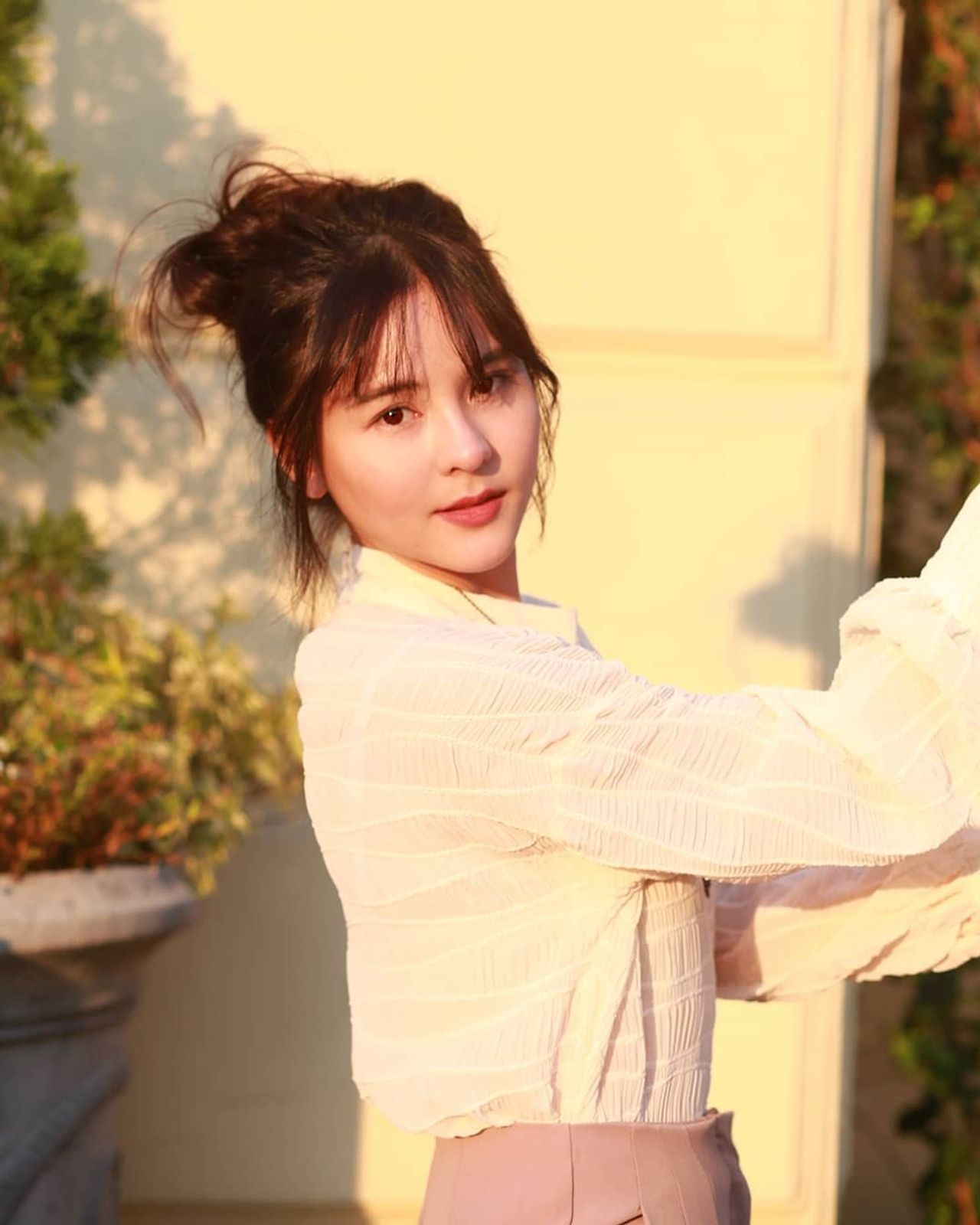 ออม สุชาร์ ขอบคุณภาพจากไอจี @aom_sushar