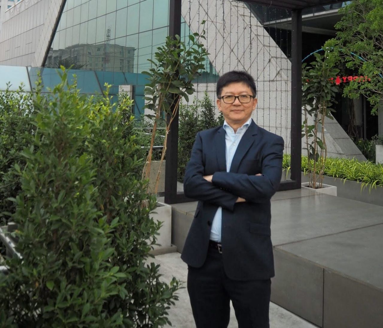 นายชาตรี อรรจนานันท์ อธิบดีกรมการกงสุล 