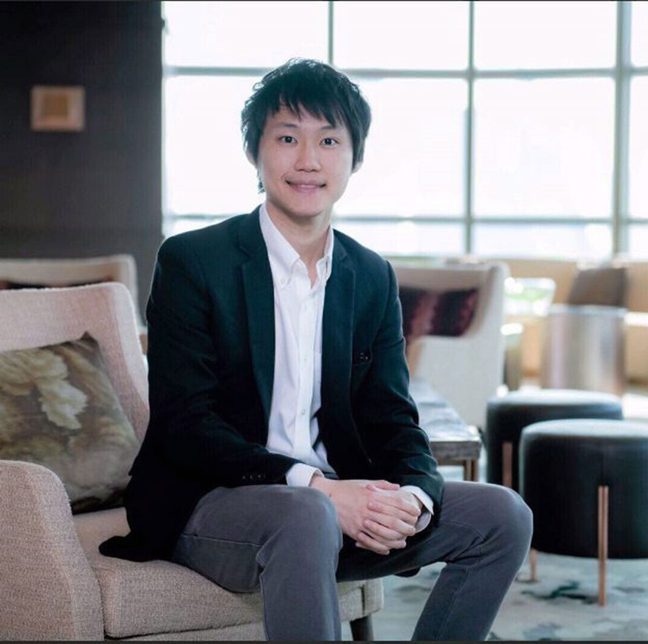 จิรายุส