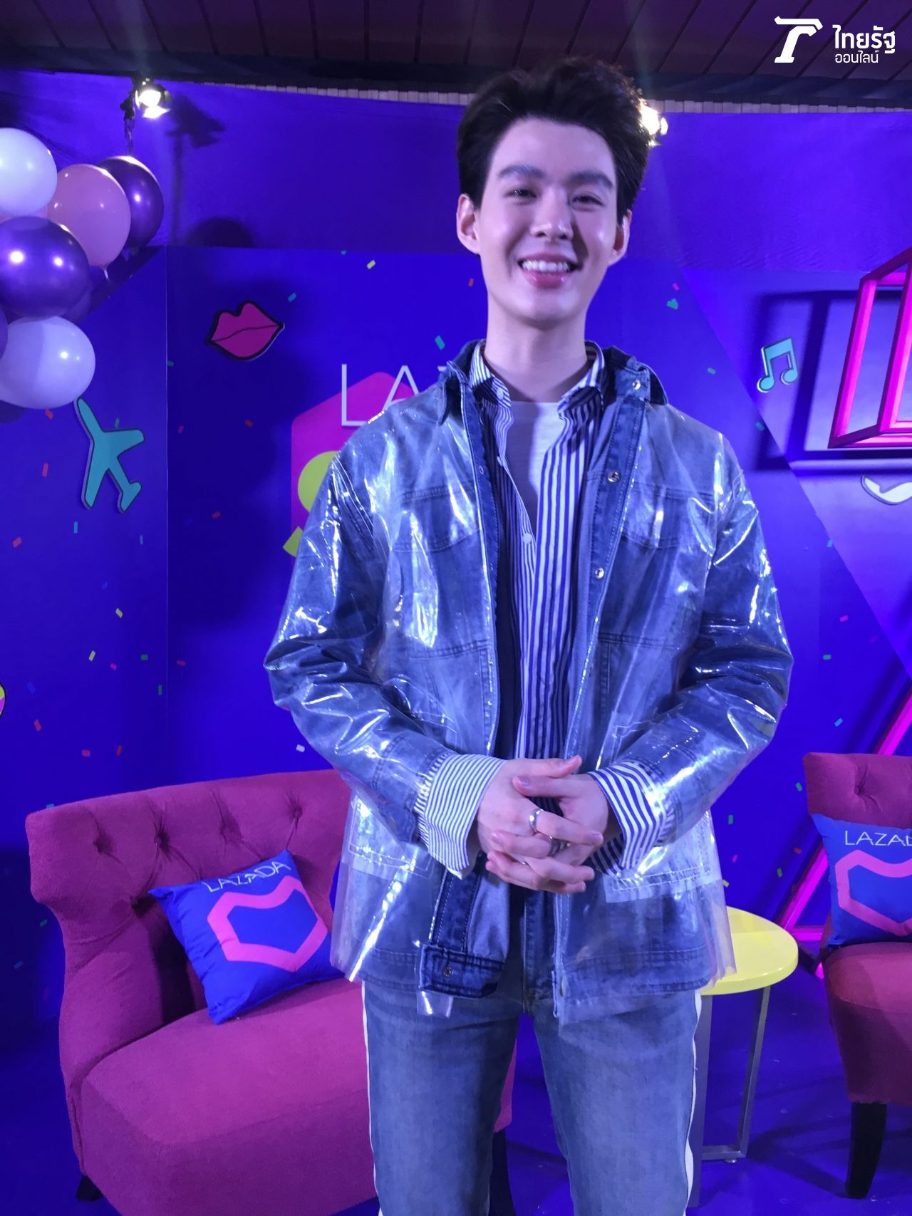 ขยันแจกยิ้มหวาน ยิ่งกว่ามิสยูนิเวิร์สยกให้เลย เซ้นต์ ศุภพงษ์