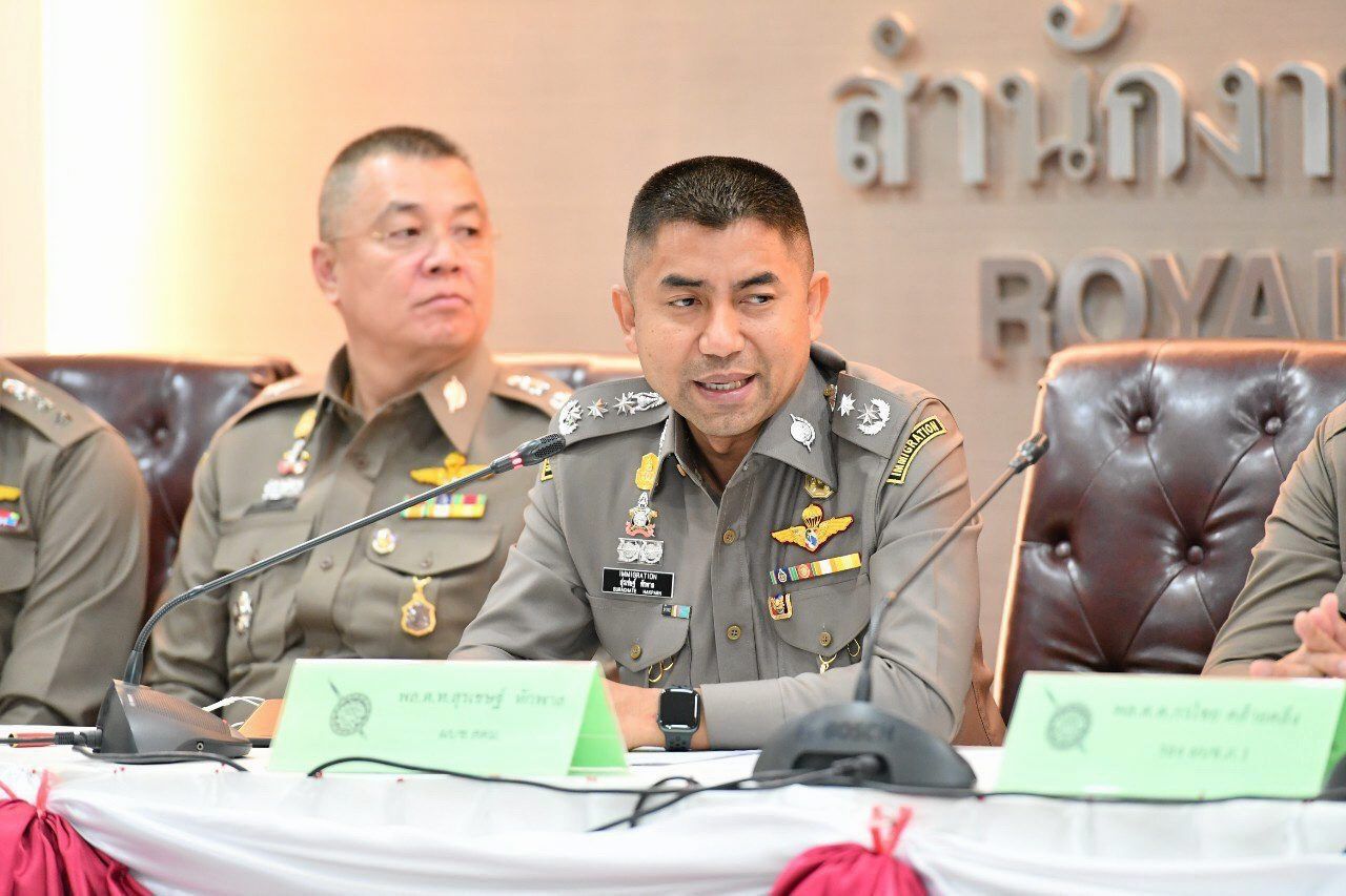 พล.ต.ท.สุรเชษฐ์ หักพาล 