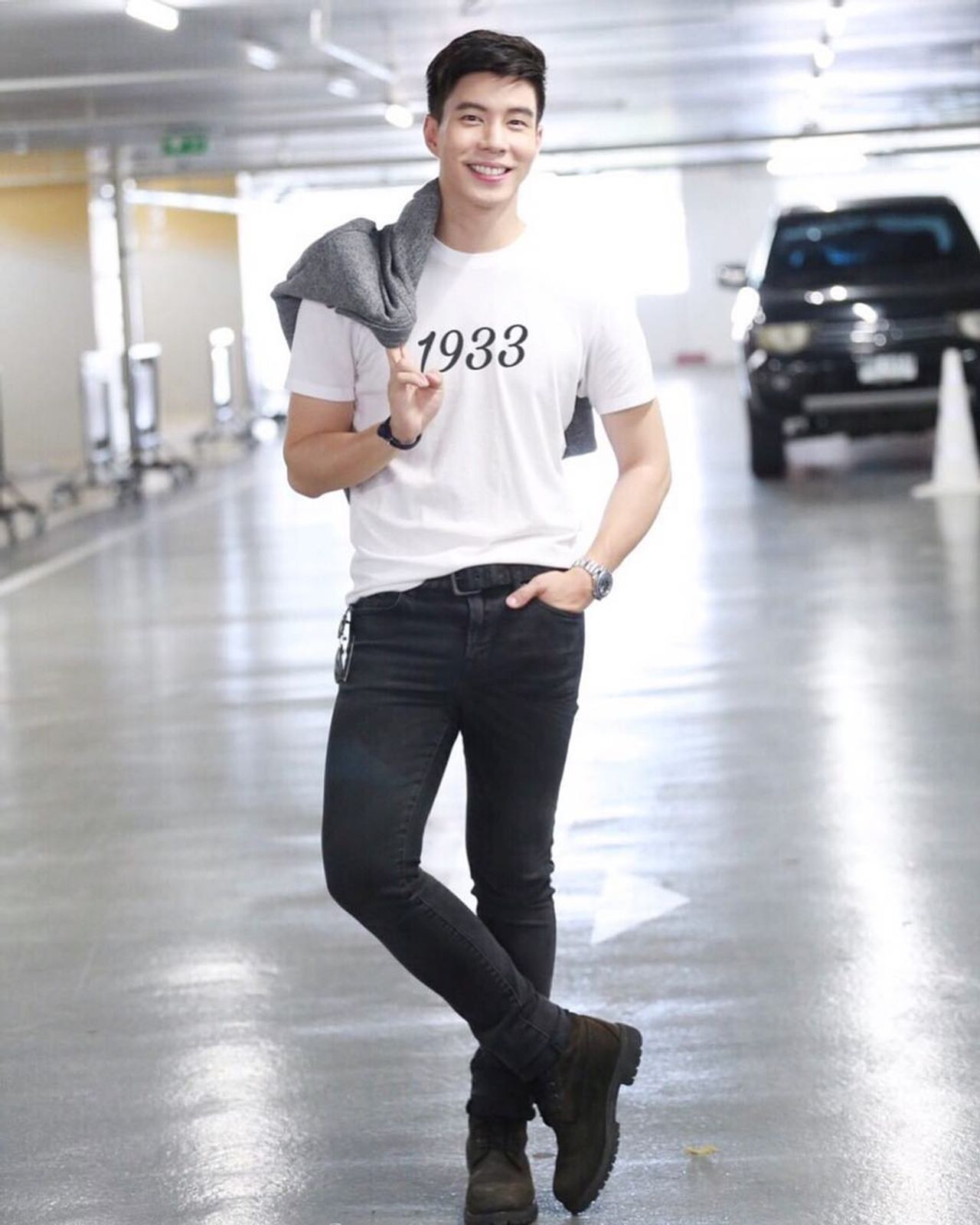 แบม ปีติภัทร ขอบคุณภาพจากไอจี @bam_pitipatt